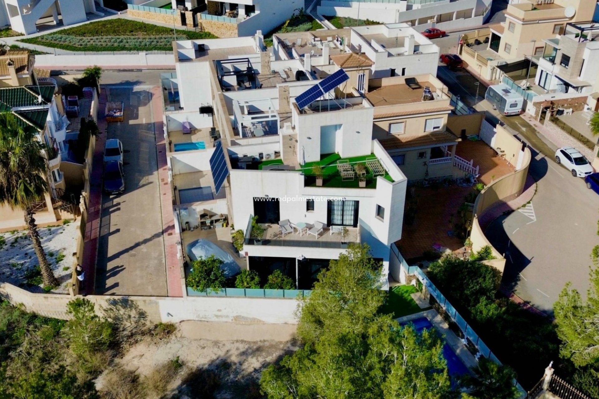 Videresalg - Villa -
Orihuela Costa