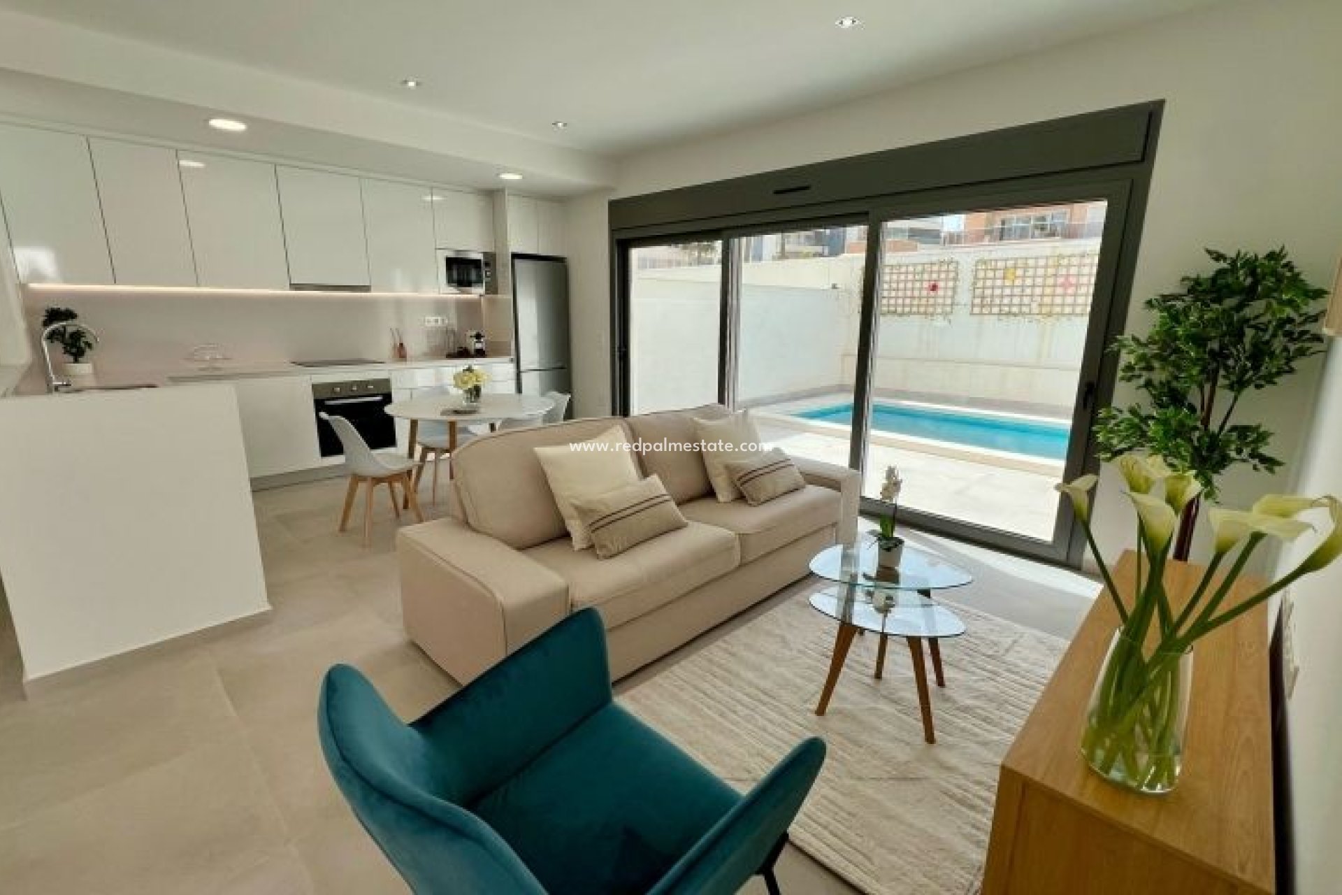 Videresalg - Villa -
Orihuela Costa