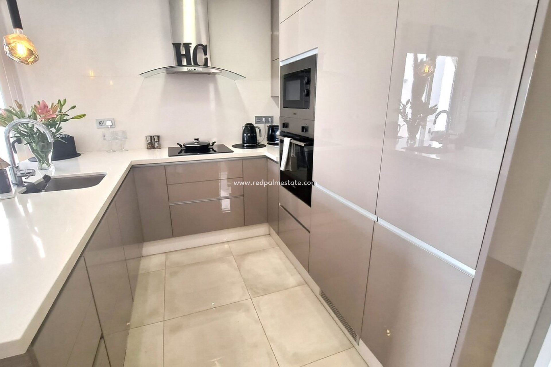 Videresalg - Villa -
Orihuela Costa