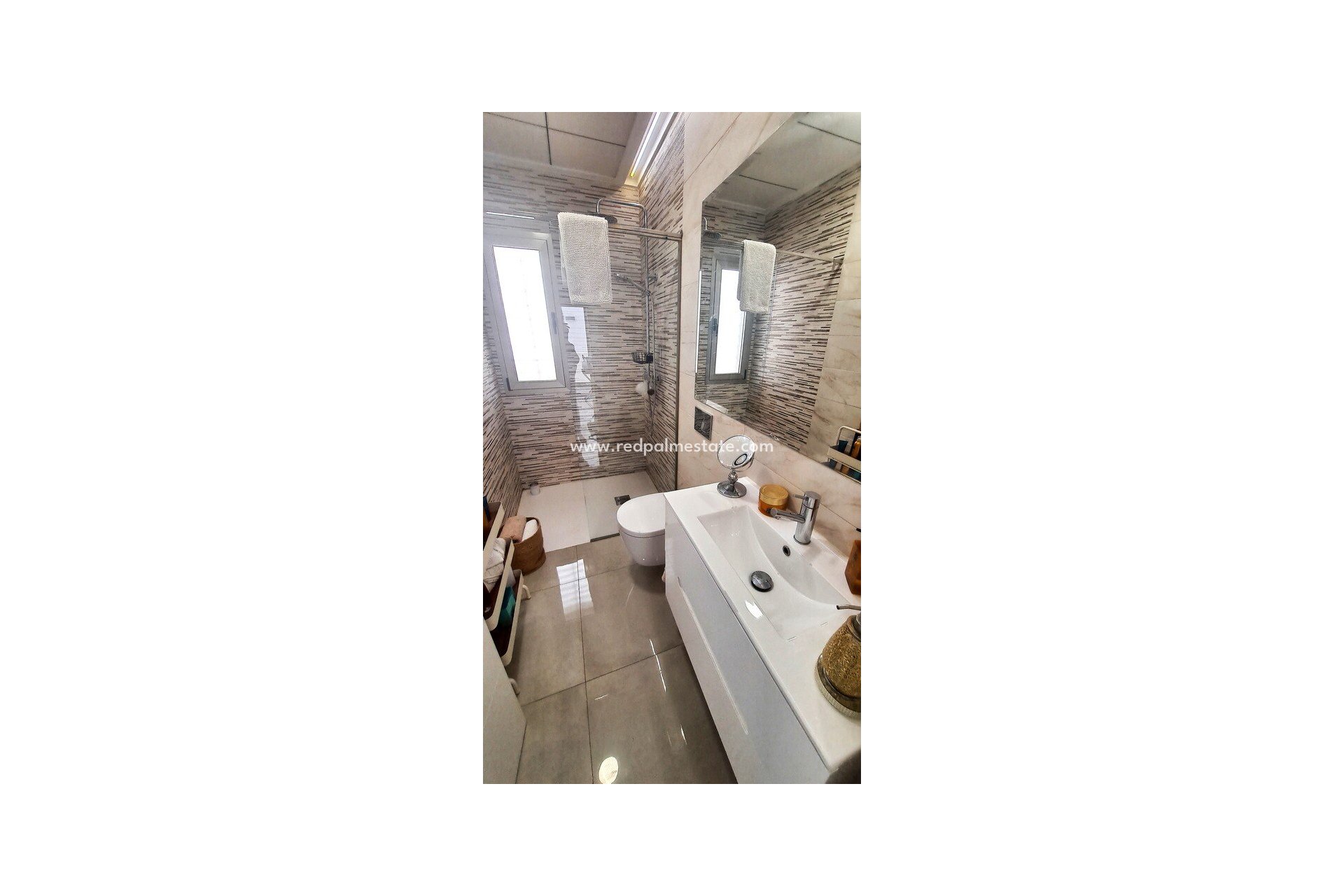 Videresalg - Villa -
Orihuela Costa