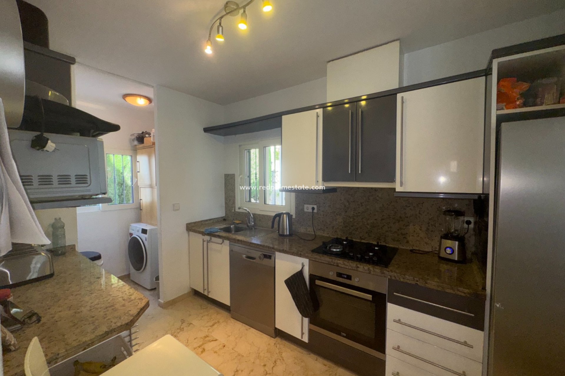 Videresalg - Villa -
Orihuela Costa