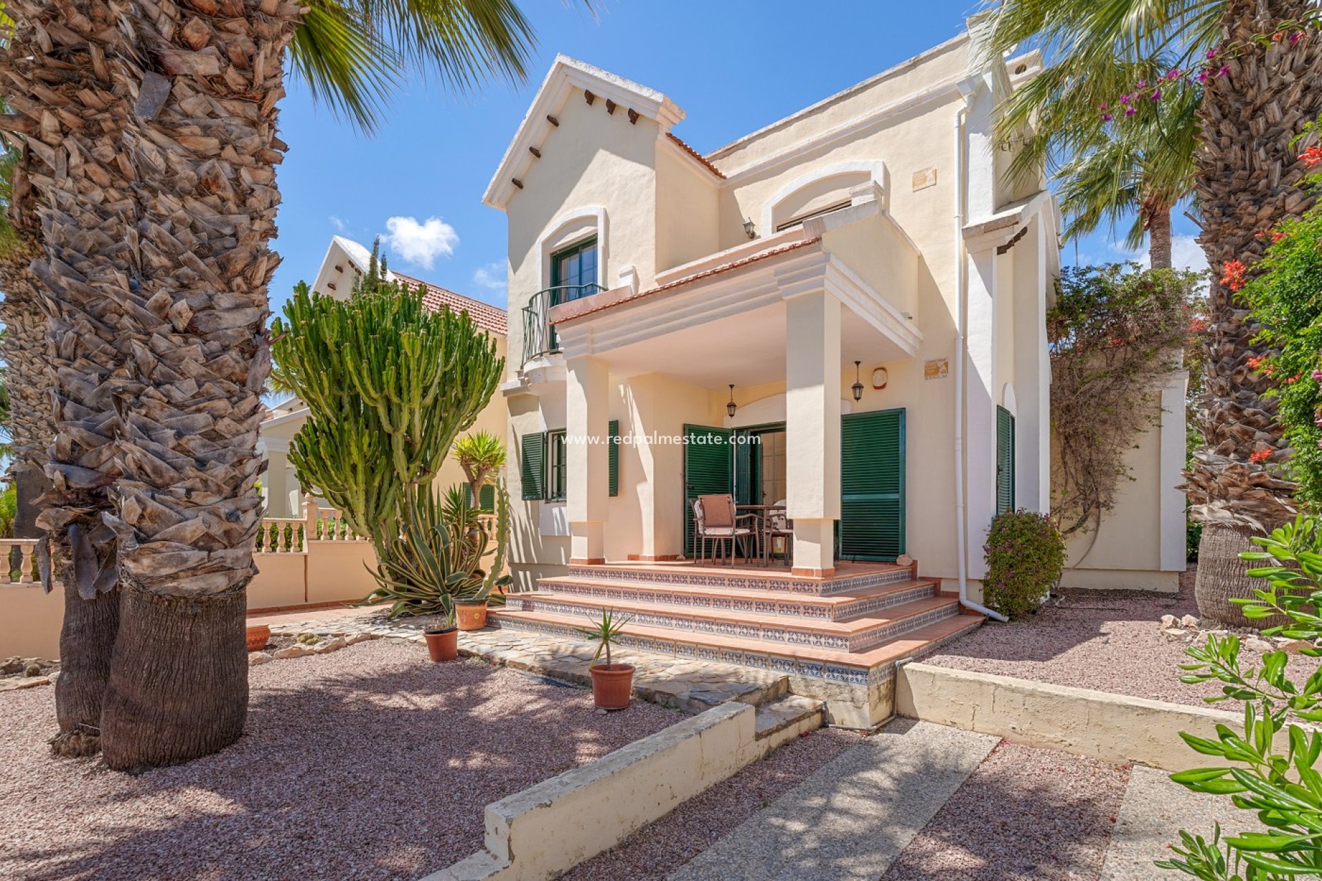Videresalg - Villa -
Orihuela Costa