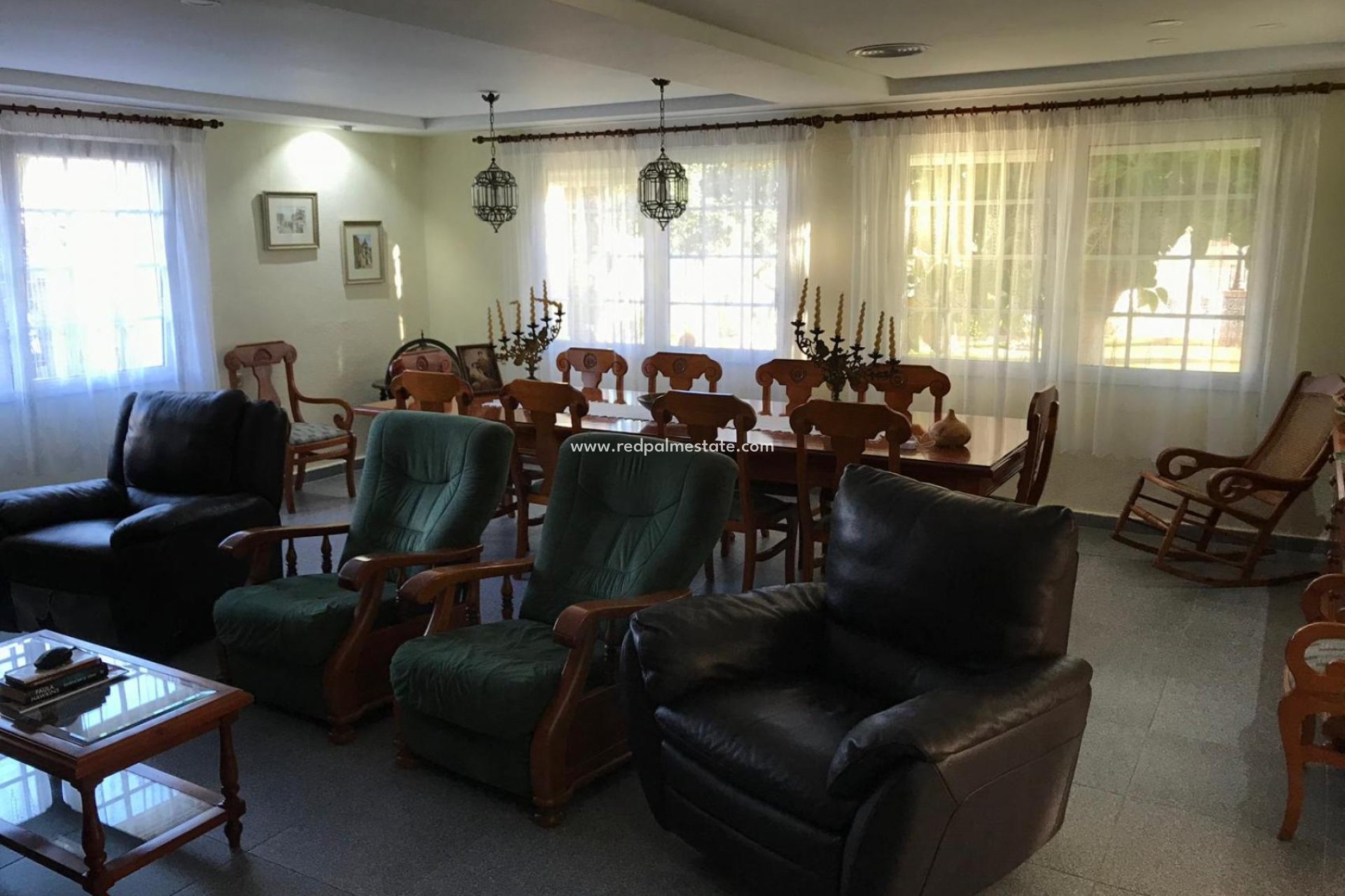 Videresalg - Villa -
Orihuela Costa