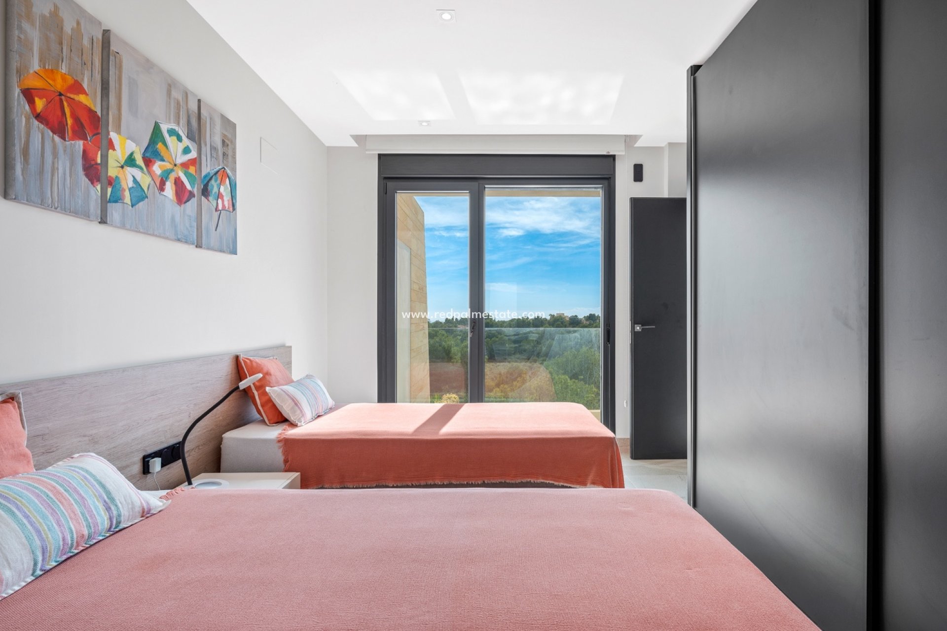 Videresalg - Villa -
Orihuela Costa