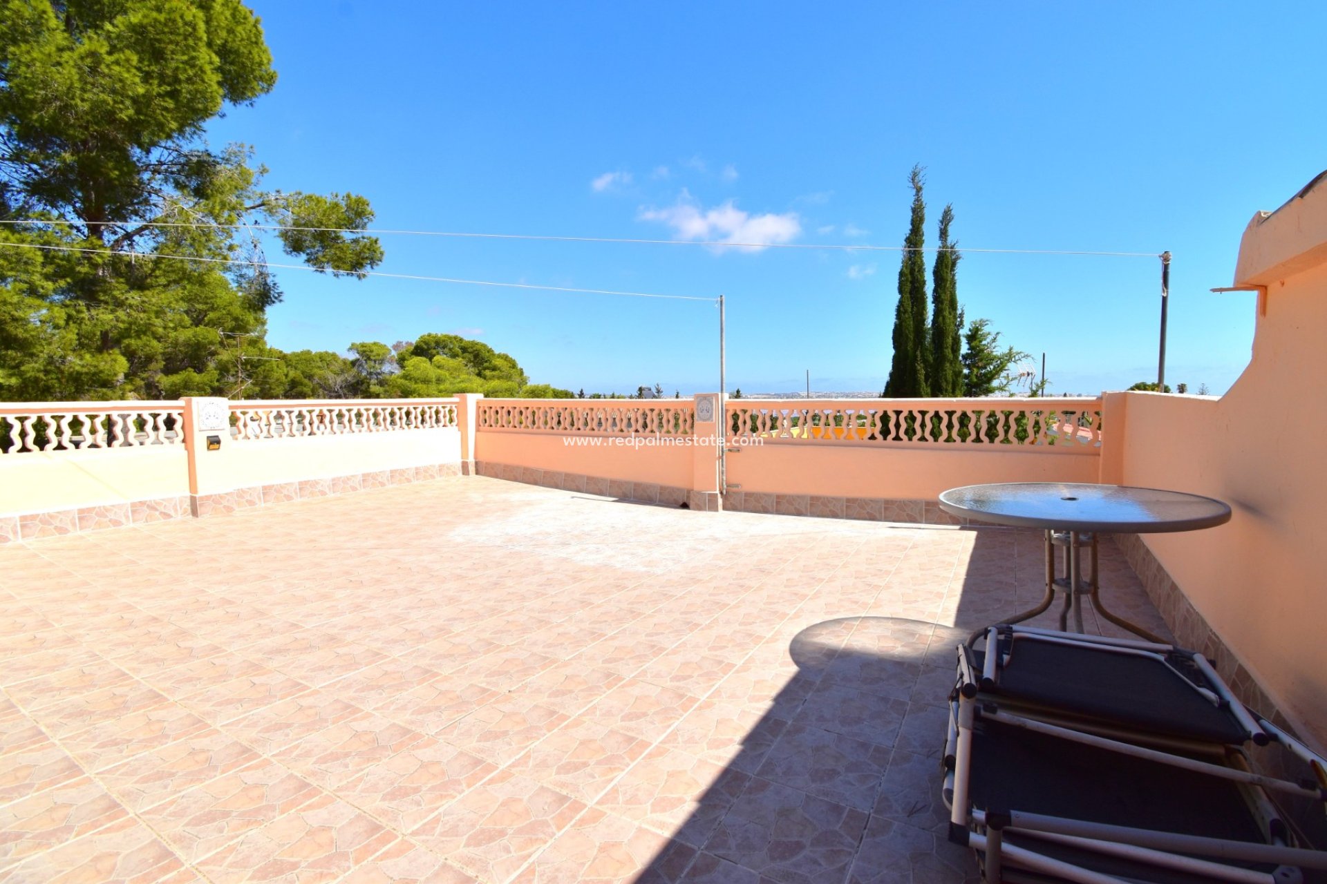 Videresalg - Villa -
Orihuela Costa