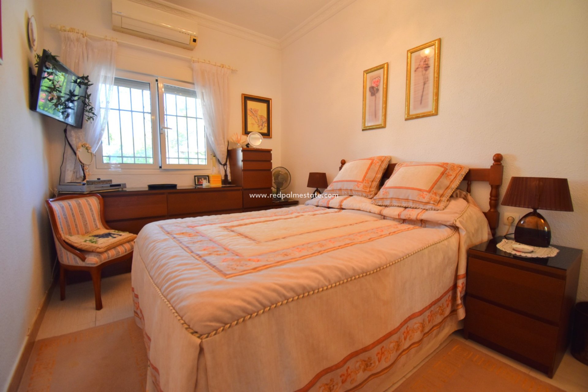 Videresalg - Villa -
Orihuela Costa