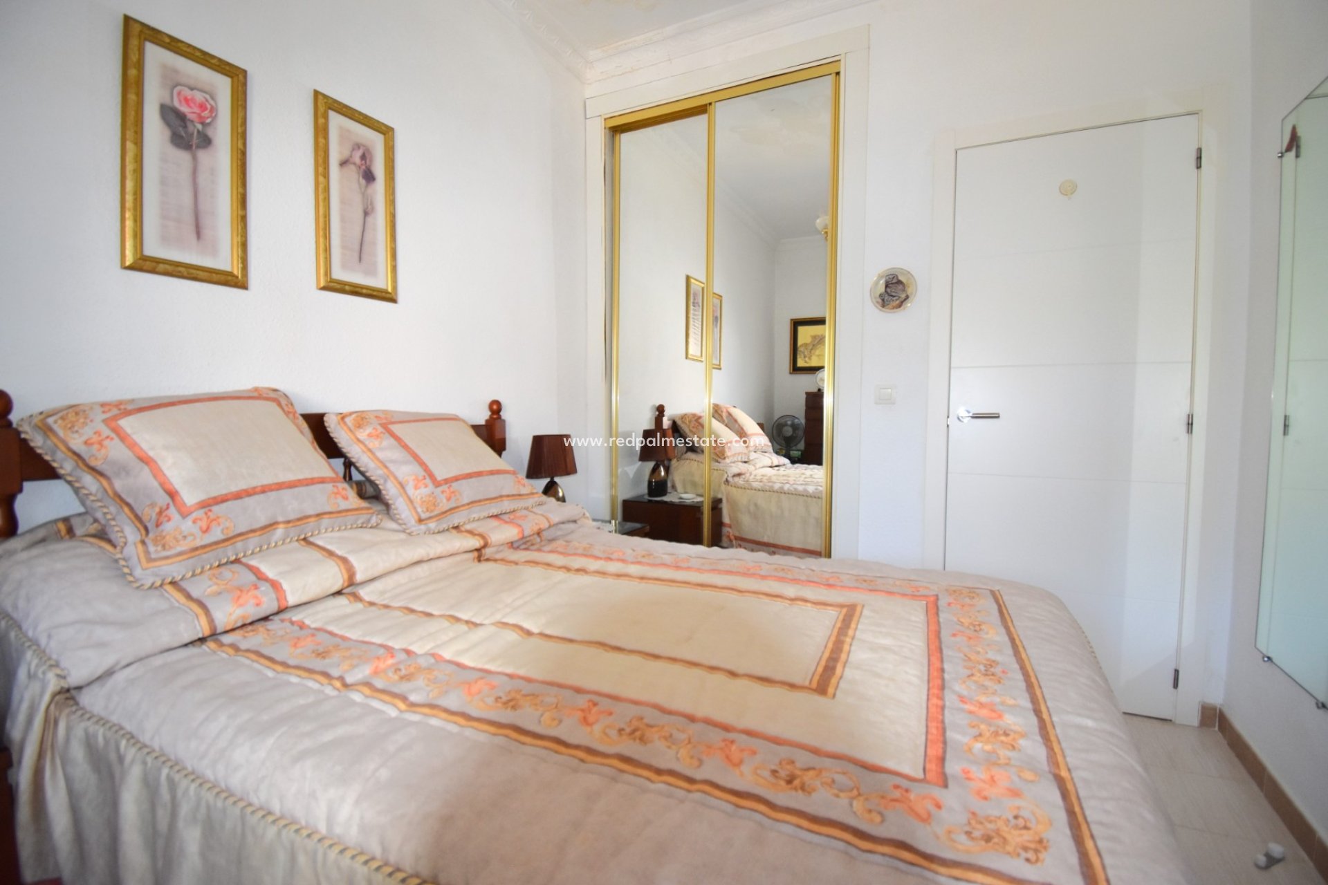 Videresalg - Villa -
Orihuela Costa