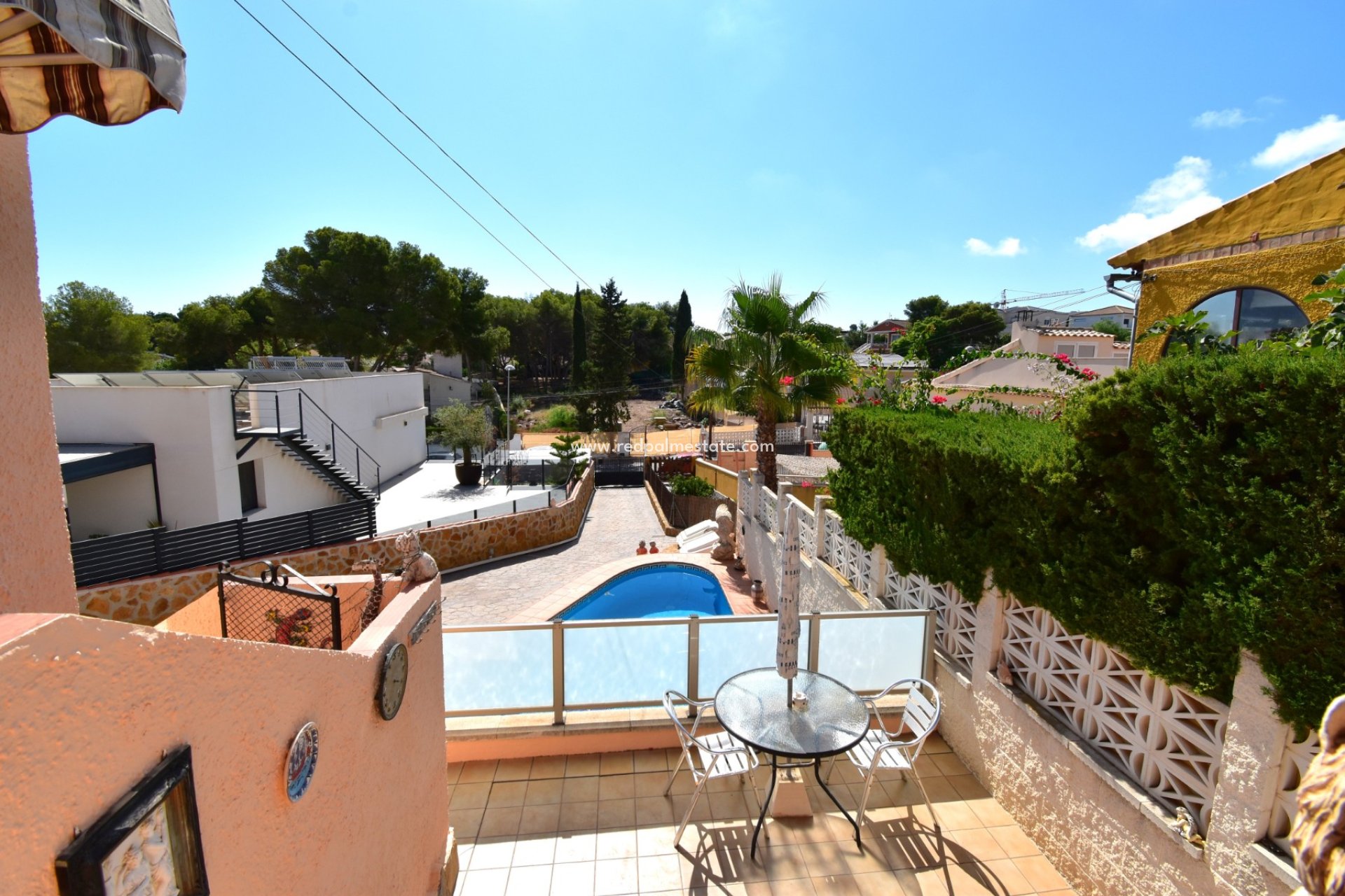 Videresalg - Villa -
Orihuela Costa