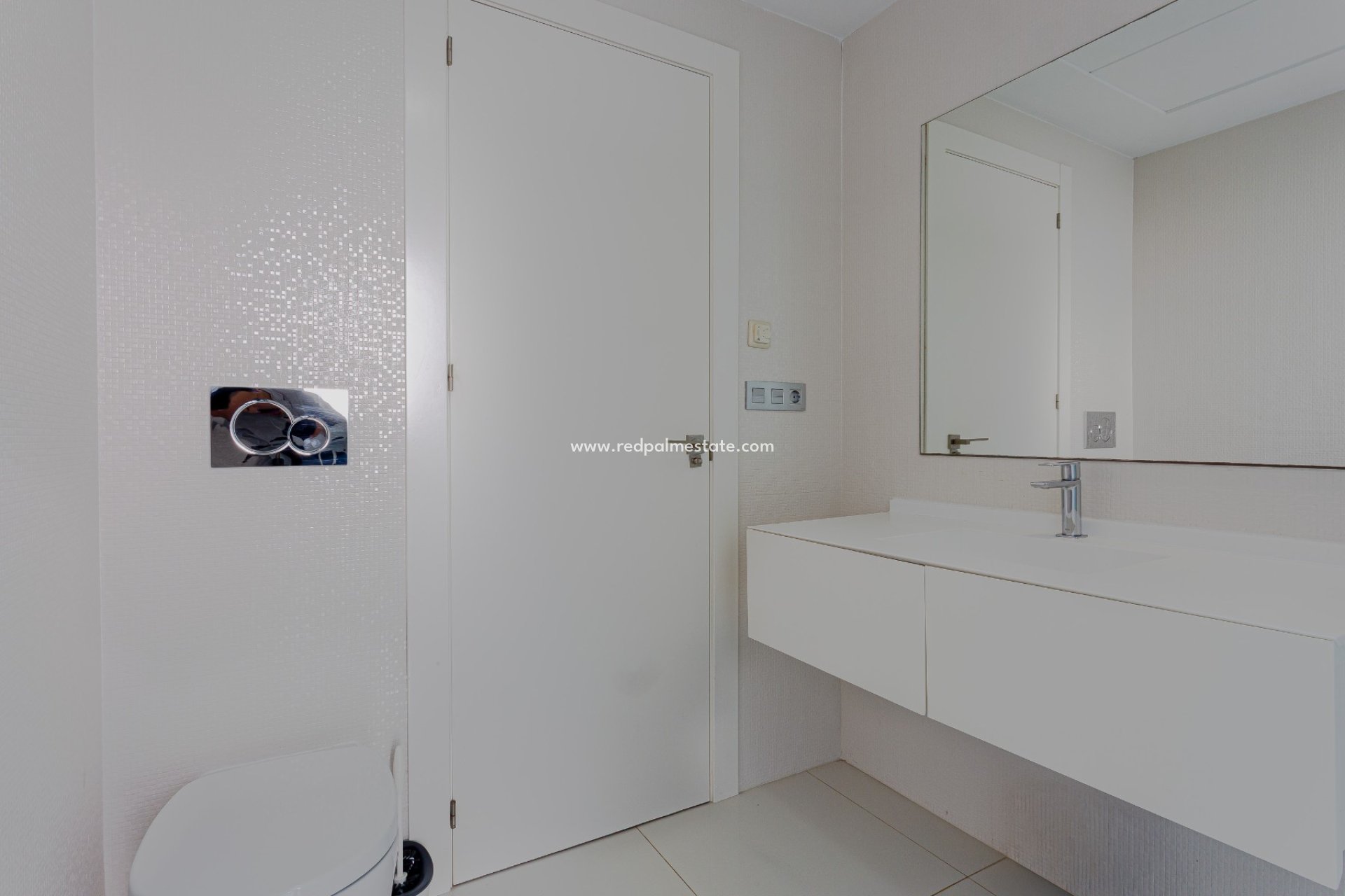 Videresalg - Villa -
Orihuela Costa