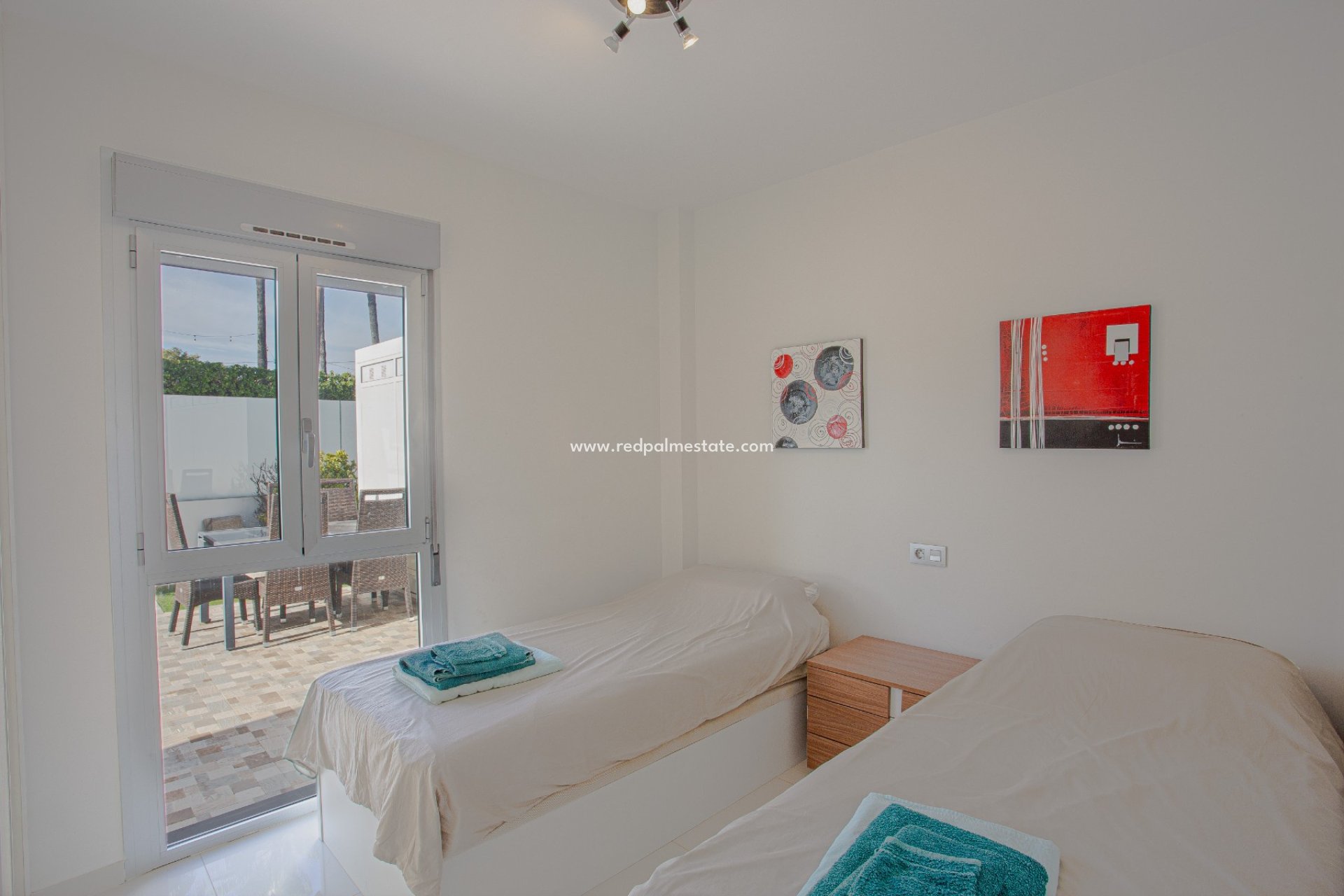 Videresalg - Villa -
Orihuela Costa