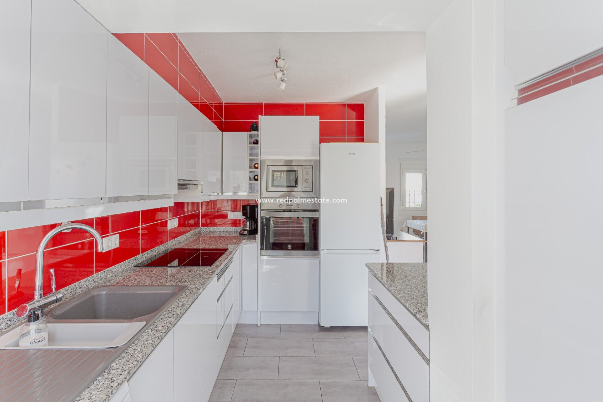 Videresalg - Villa -
Orihuela Costa