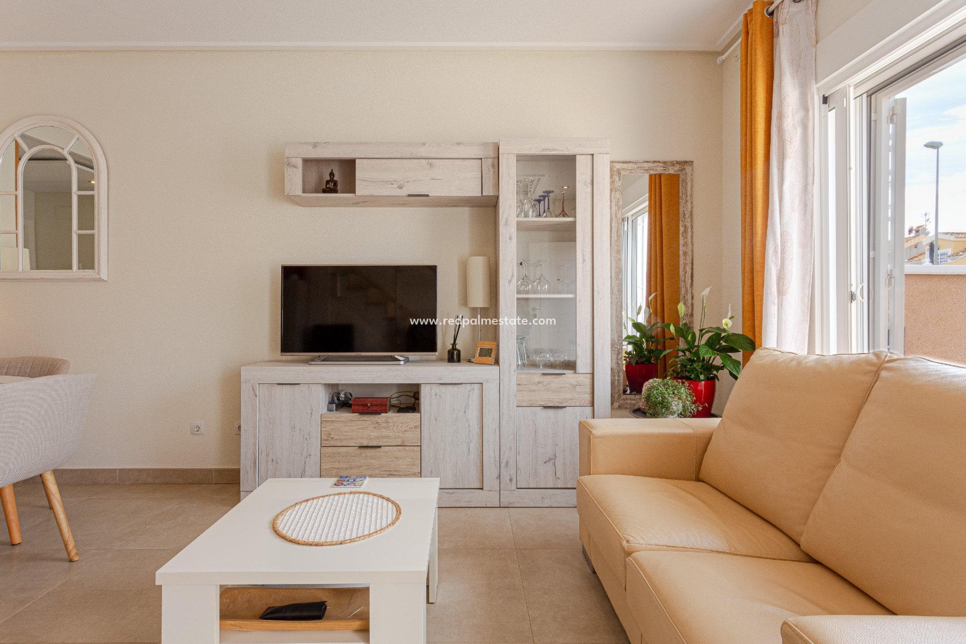 Videresalg - Villa -
Orihuela Costa