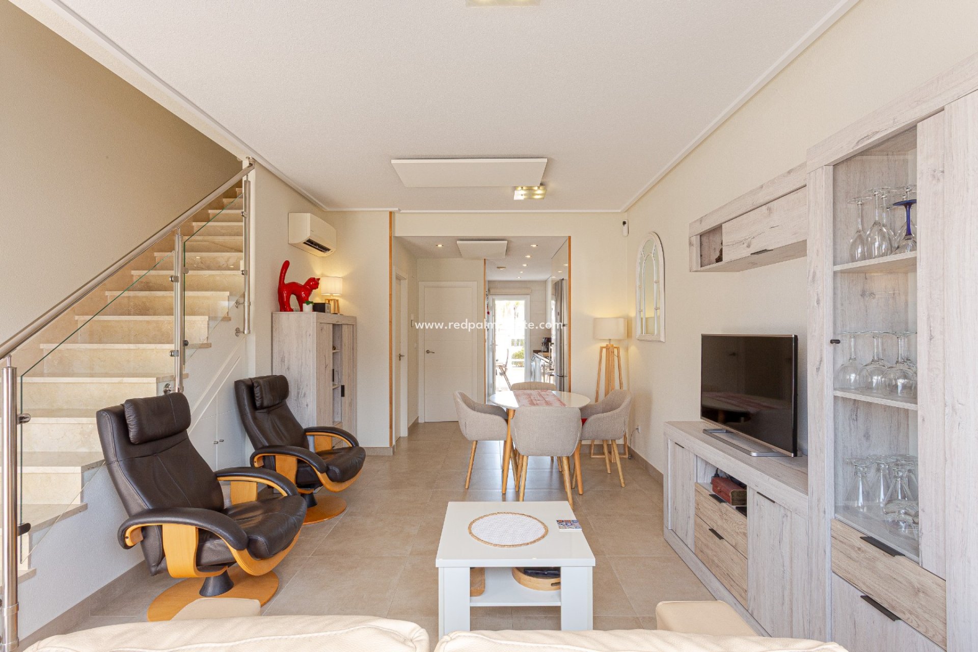 Videresalg - Villa -
Orihuela Costa