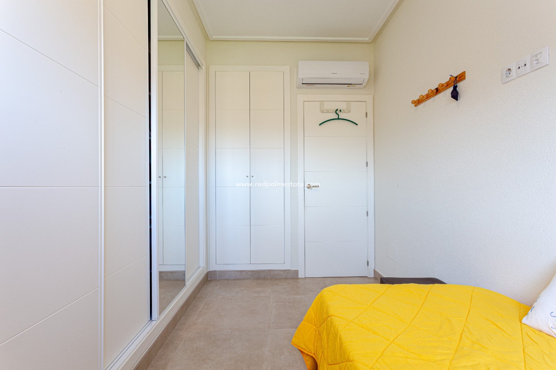 Videresalg - Villa -
Orihuela Costa