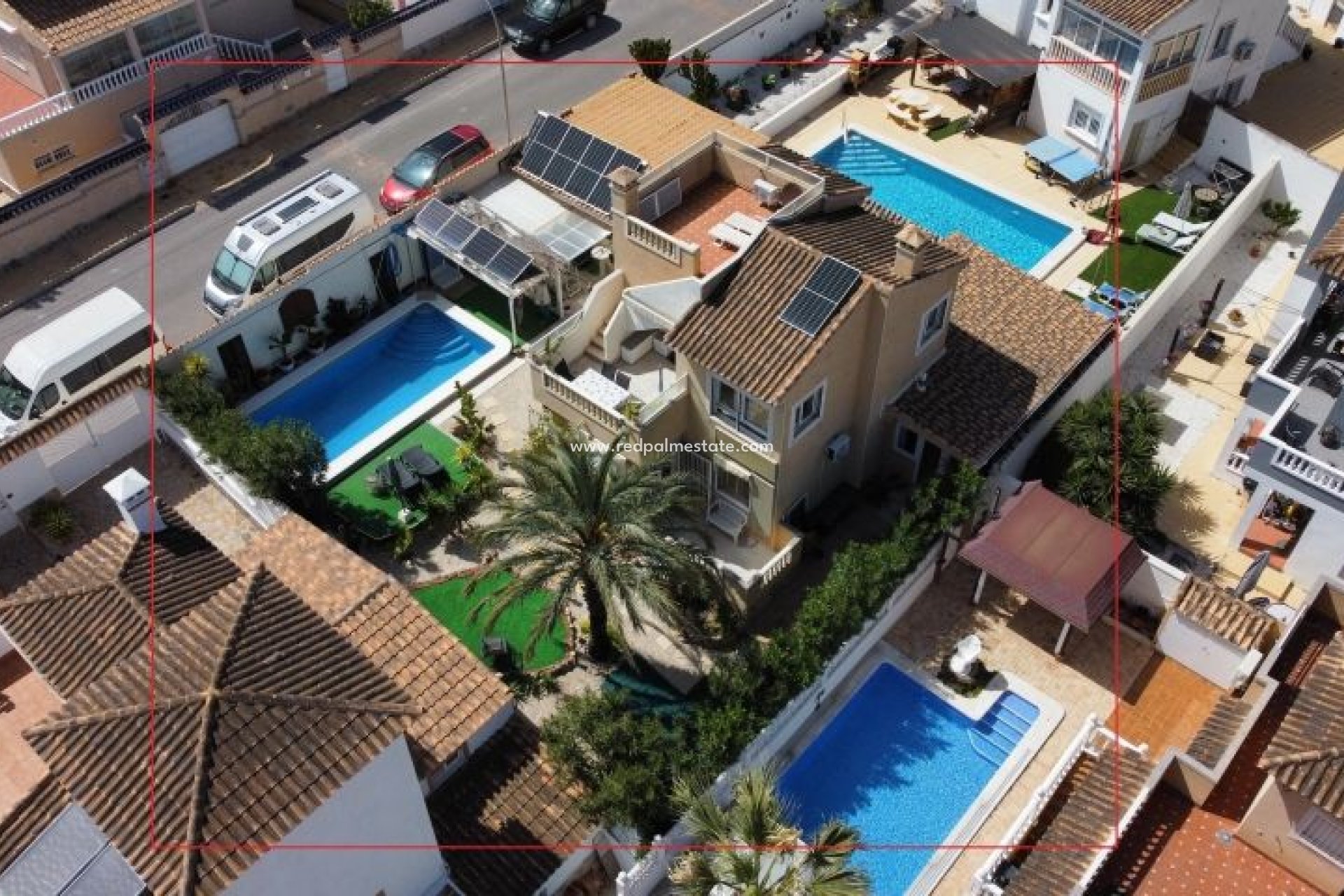 Videresalg - Villa -
Orihuela Costa