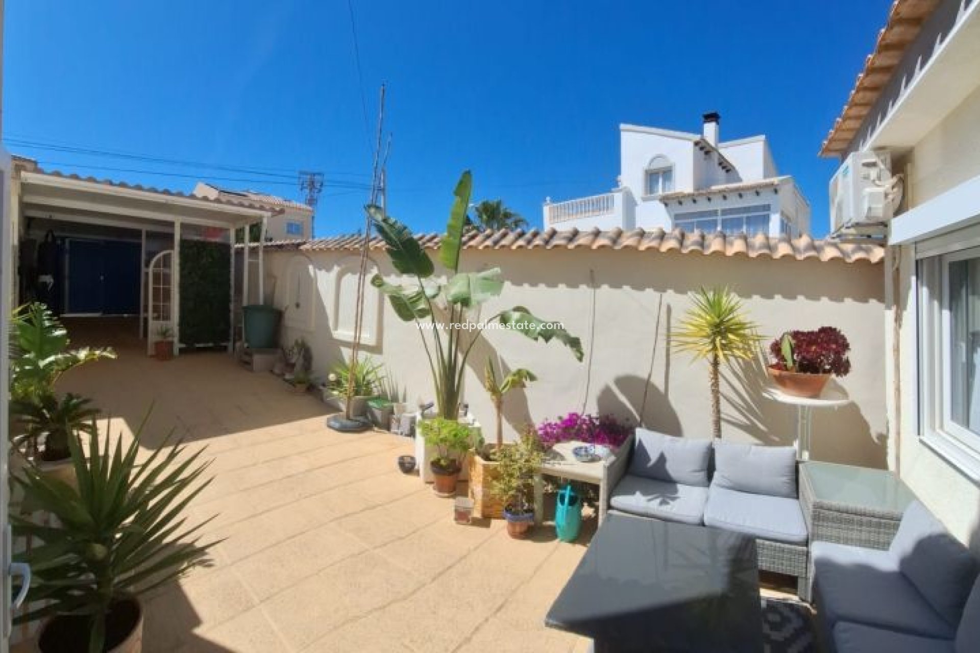 Videresalg - Villa -
Orihuela Costa