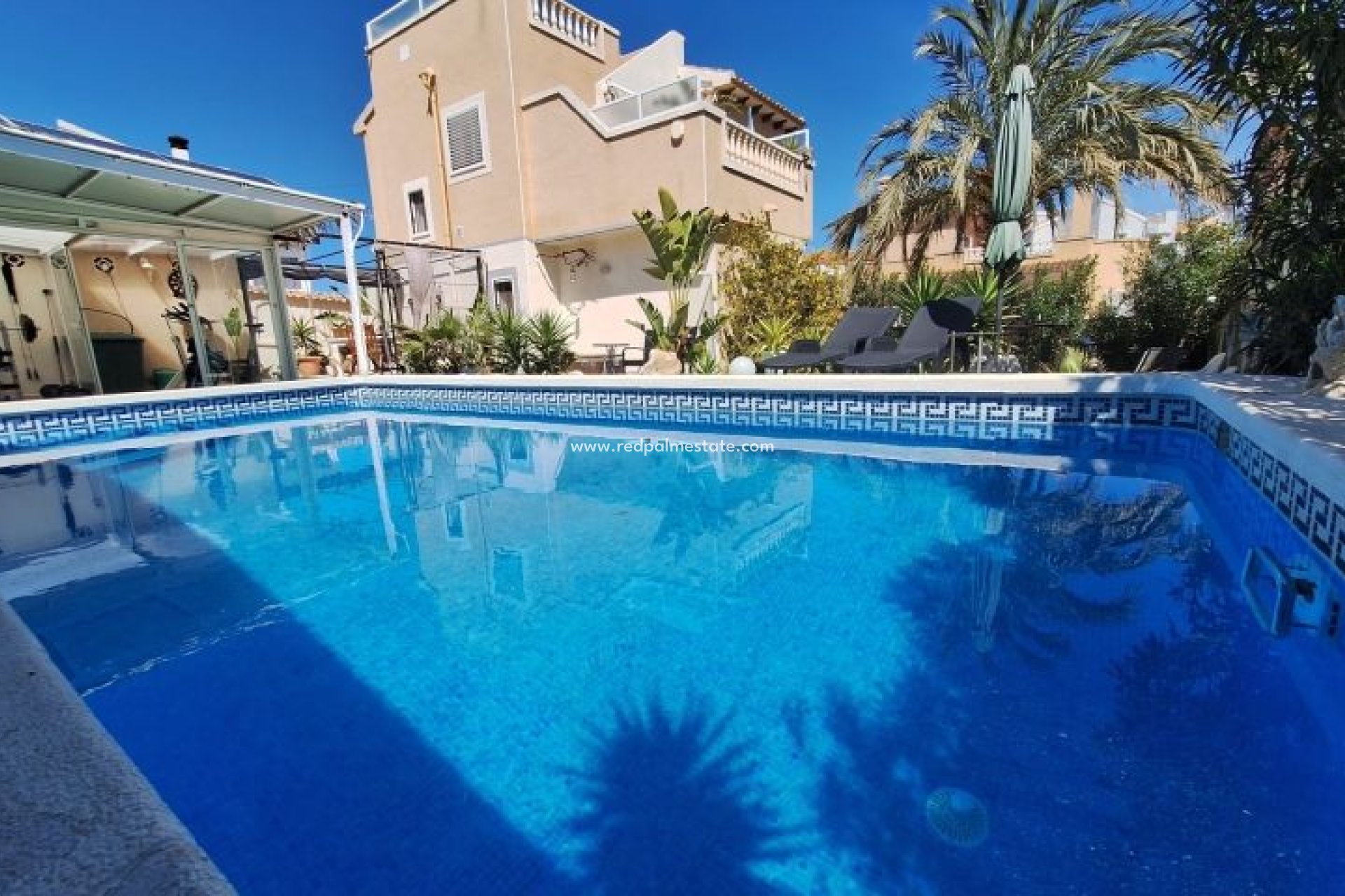 Videresalg - Villa -
Orihuela Costa