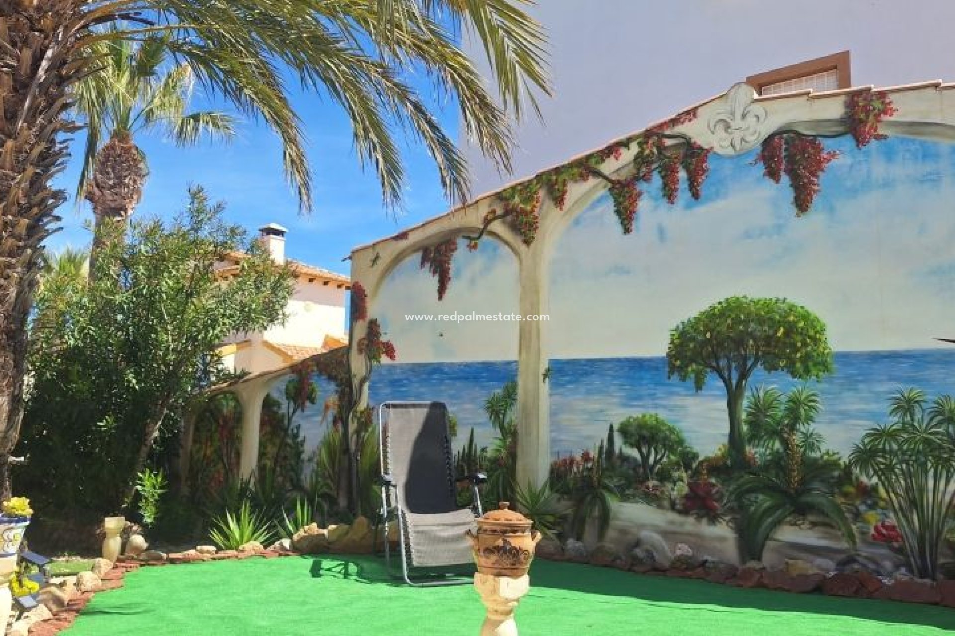 Videresalg - Villa -
Orihuela Costa