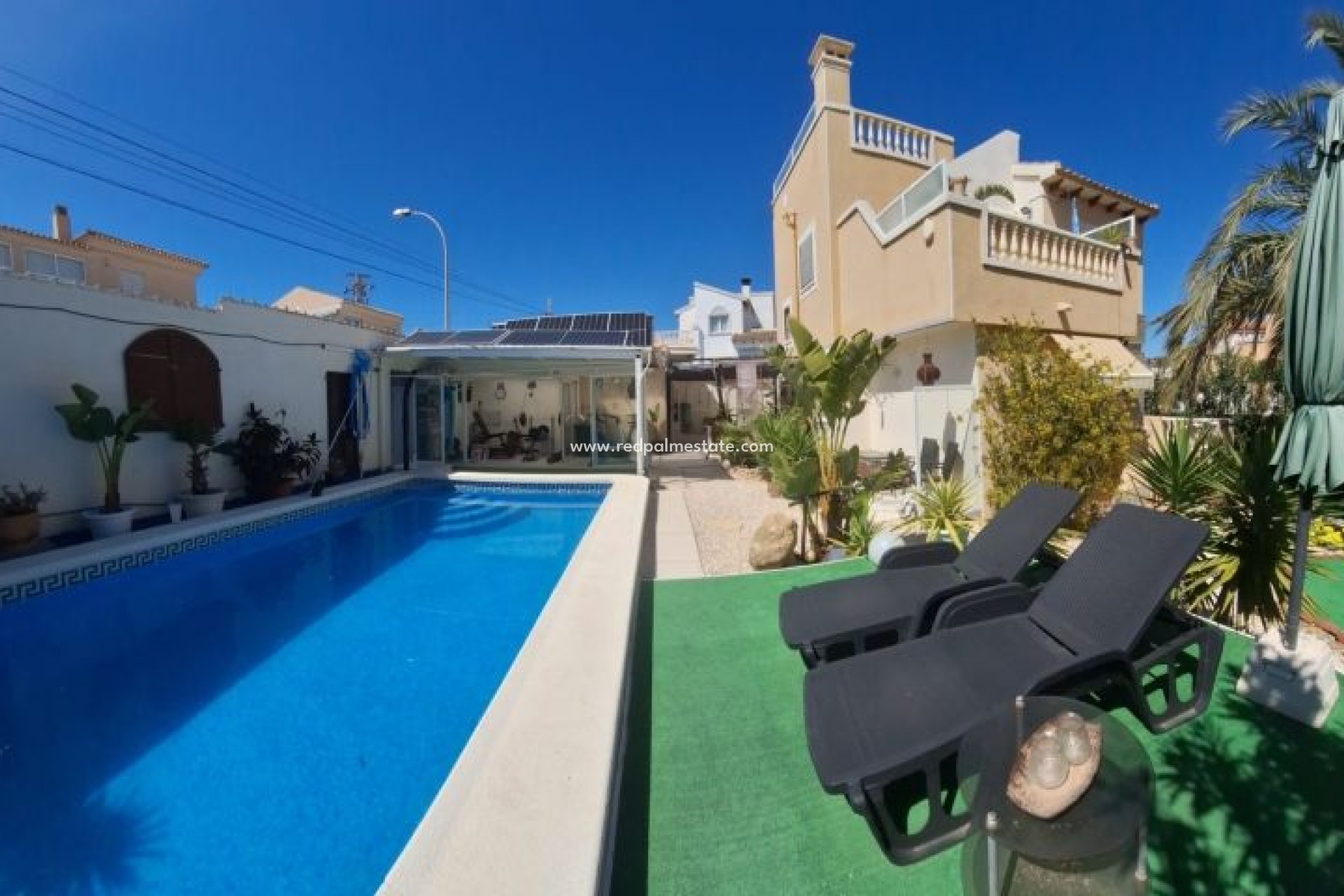 Videresalg - Villa -
Orihuela Costa