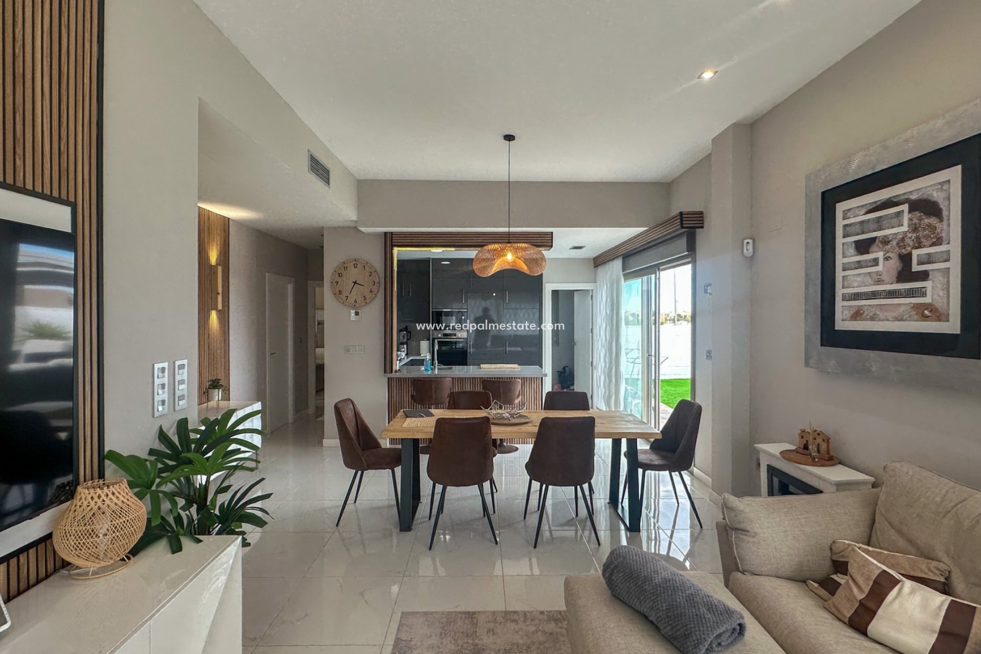 Videresalg - Villa -
Orihuela Costa