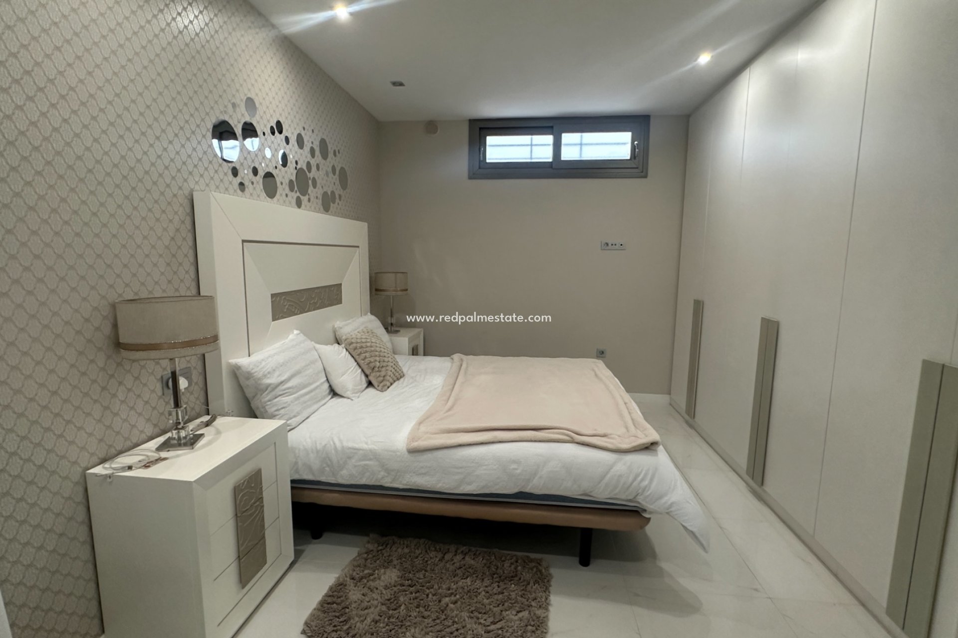 Videresalg - Villa -
Orihuela Costa