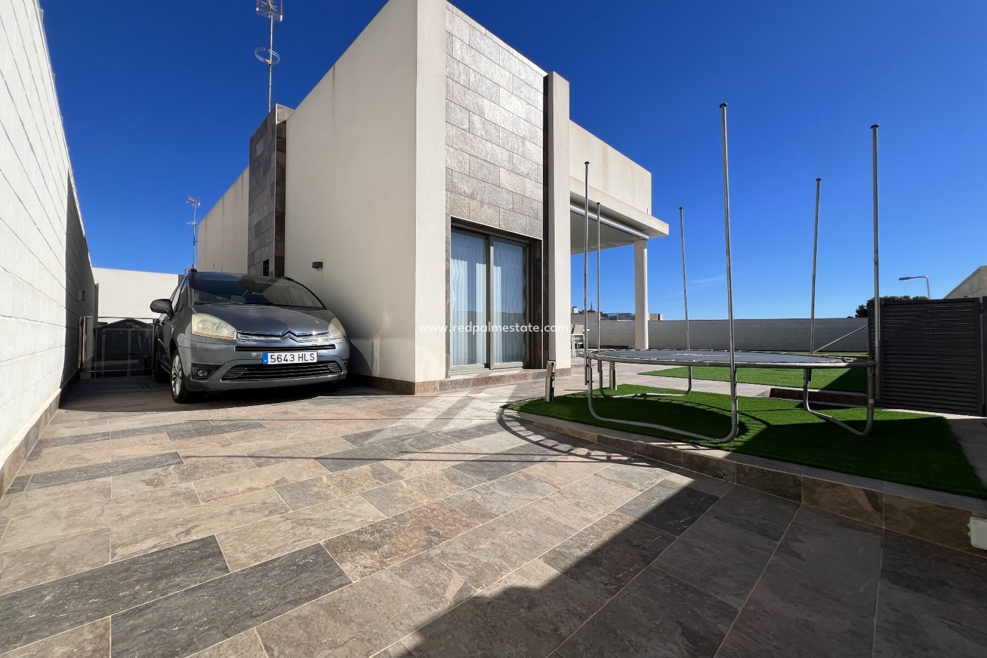 Videresalg - Villa -
Orihuela Costa