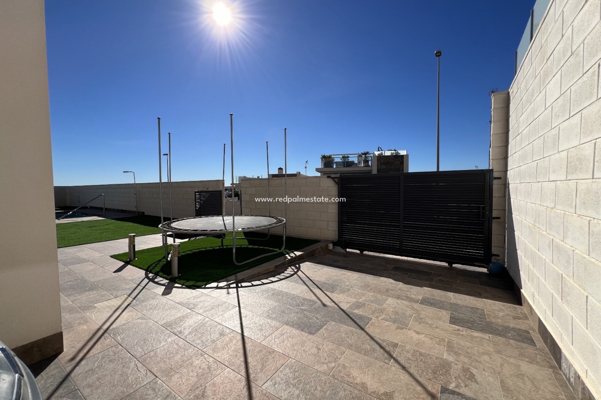 Videresalg - Villa -
Orihuela Costa