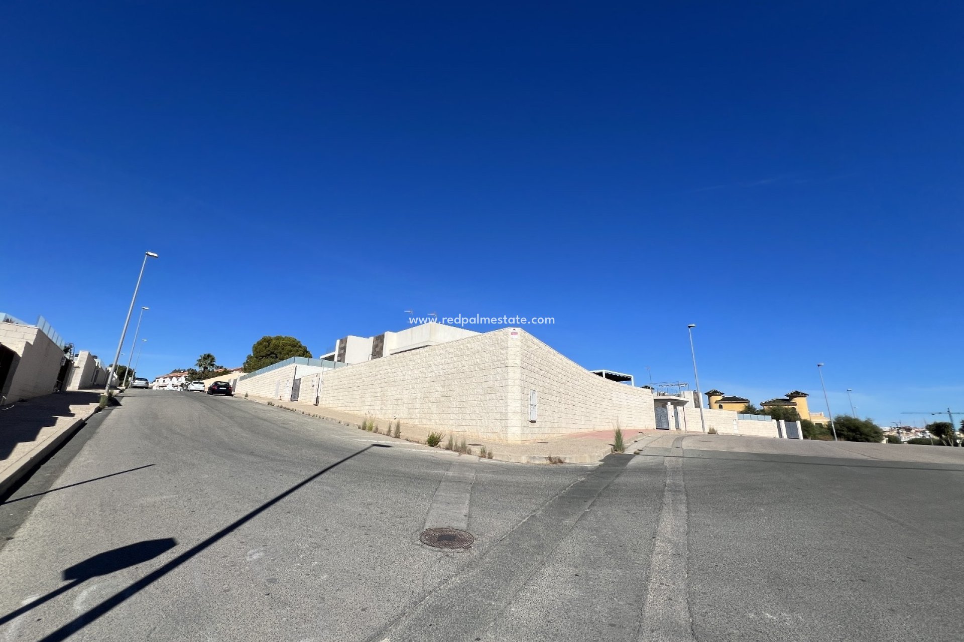 Videresalg - Villa -
Orihuela Costa