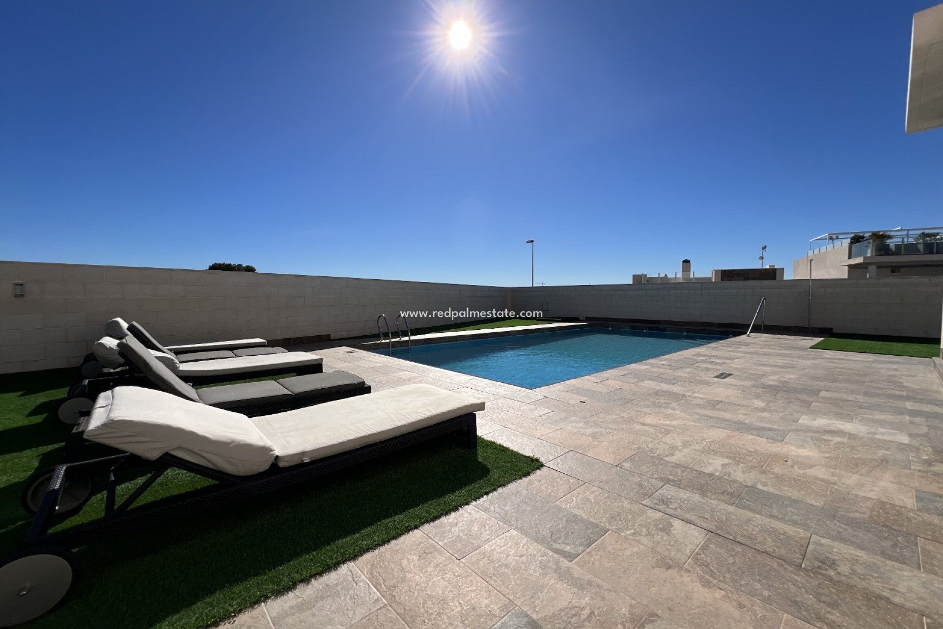 Videresalg - Villa -
Orihuela Costa
