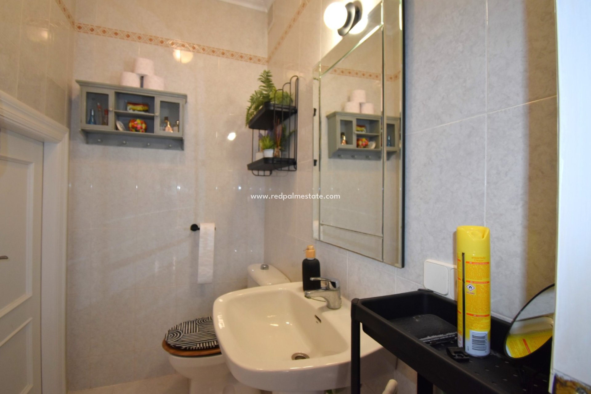 Videresalg - Villa -
Orihuela Costa