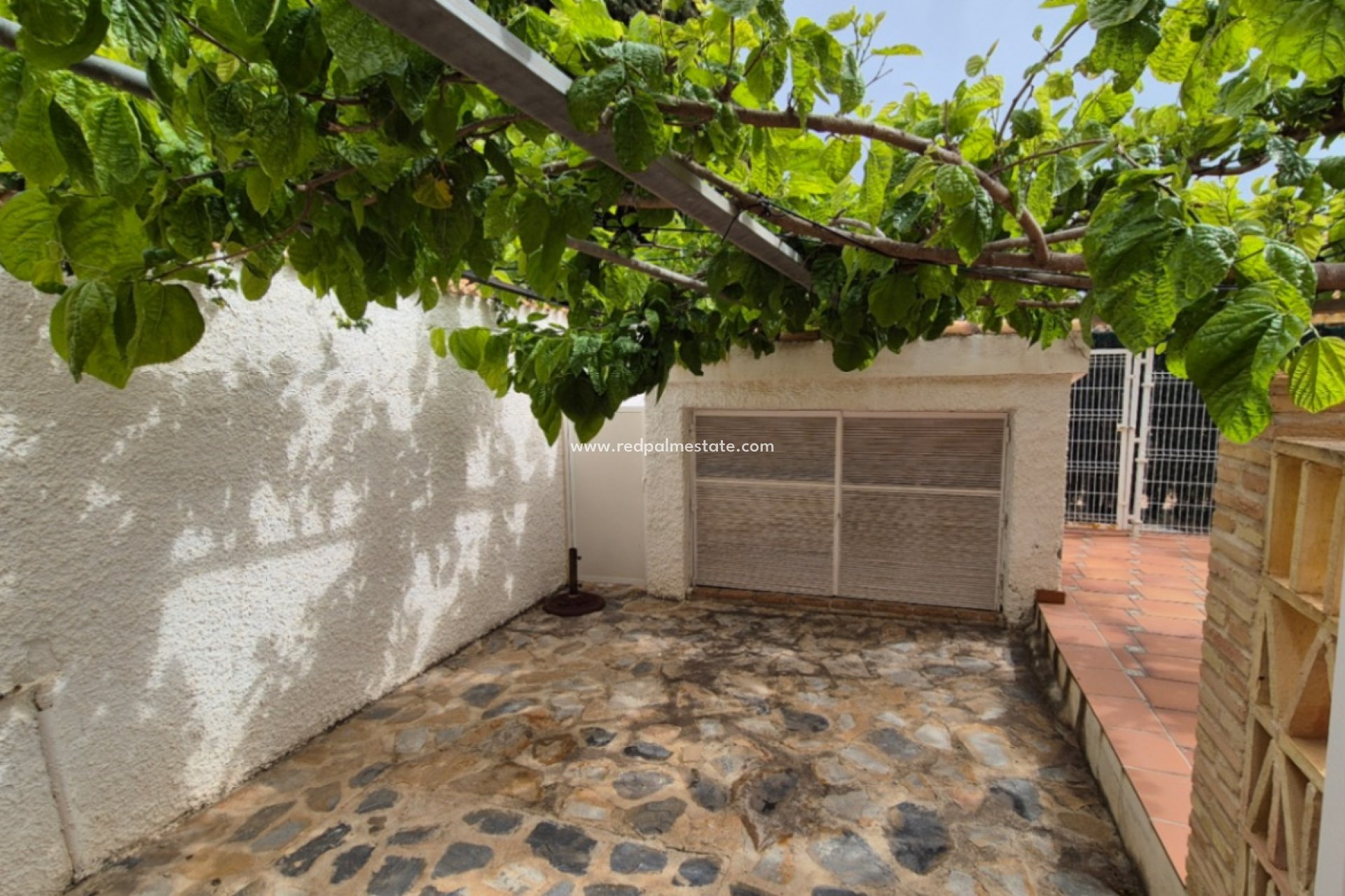 Videresalg - Villa -
Orihuela - Inland