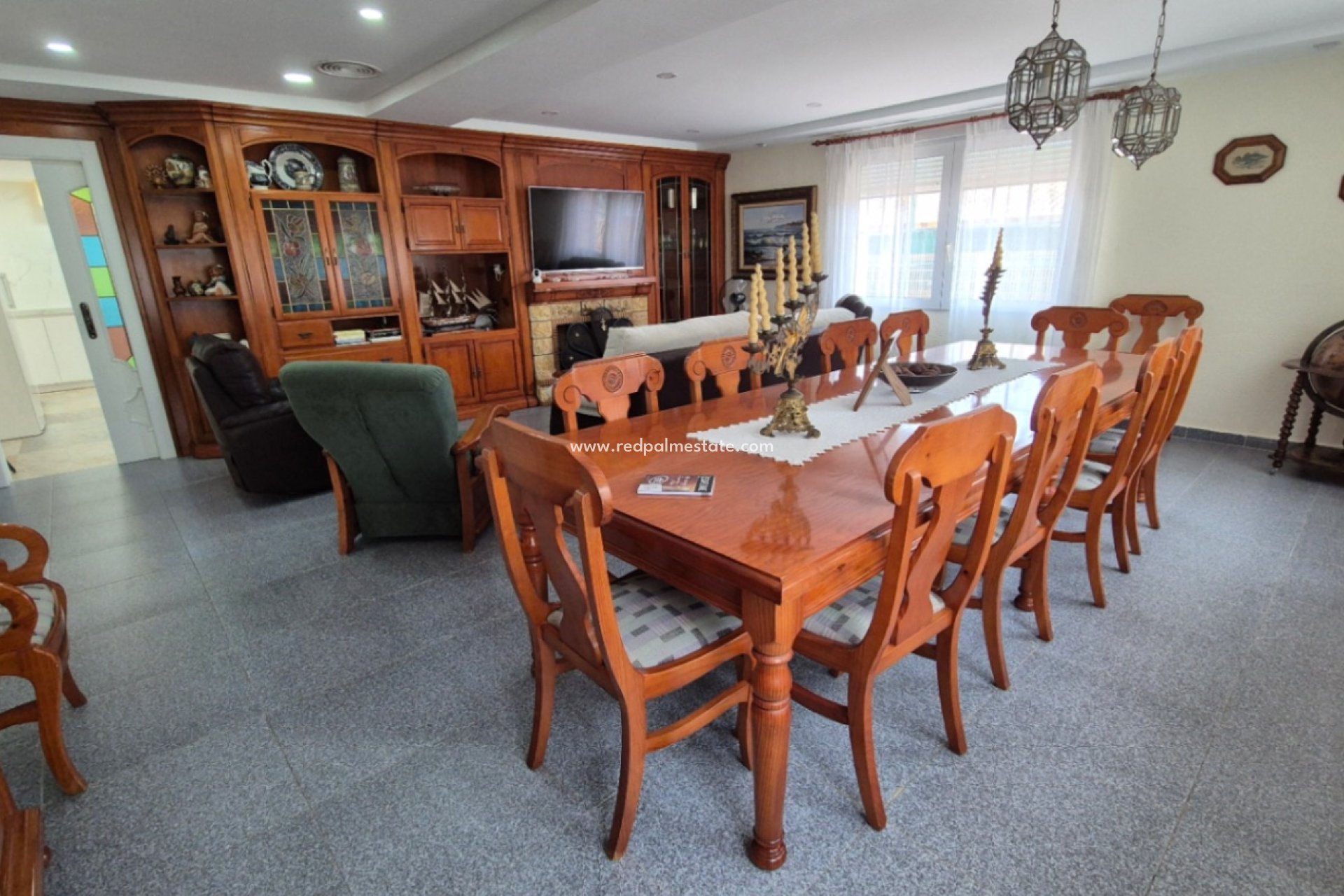 Videresalg - Villa -
Orihuela - Inland
