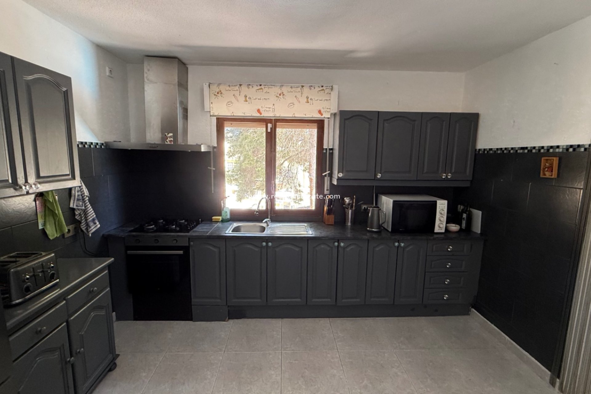 Videresalg - Villa -
Orihuela - Inland