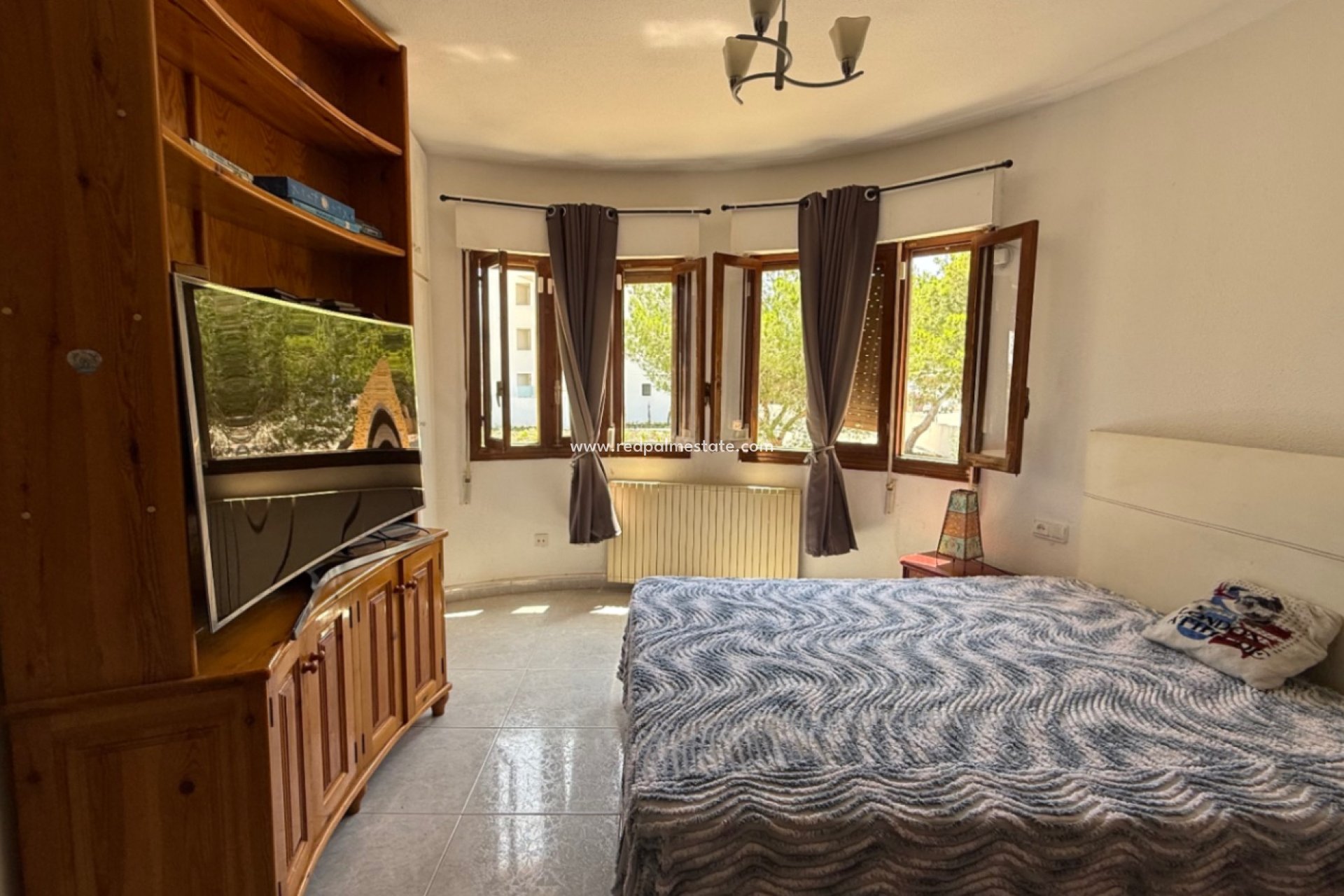 Videresalg - Villa -
Orihuela - Inland