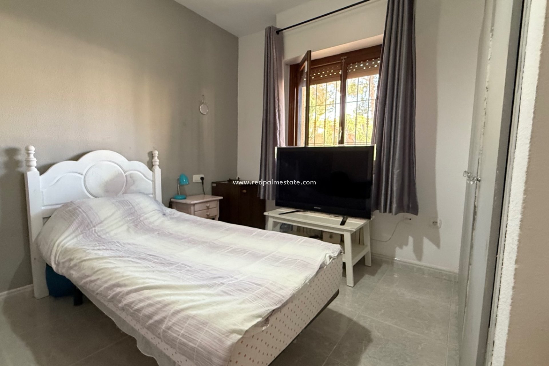Videresalg - Villa -
Orihuela - Inland