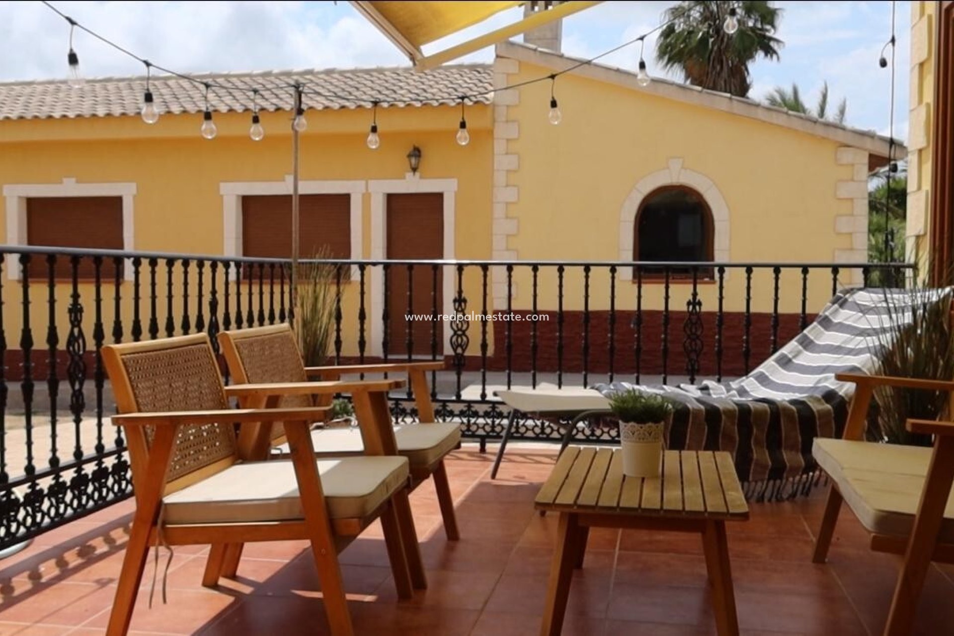 Videresalg - Villa -
Orihuela - Inland