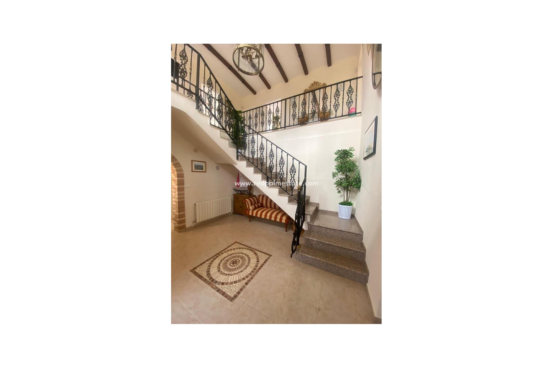 Videresalg - Villa -
Orihuela - Inland