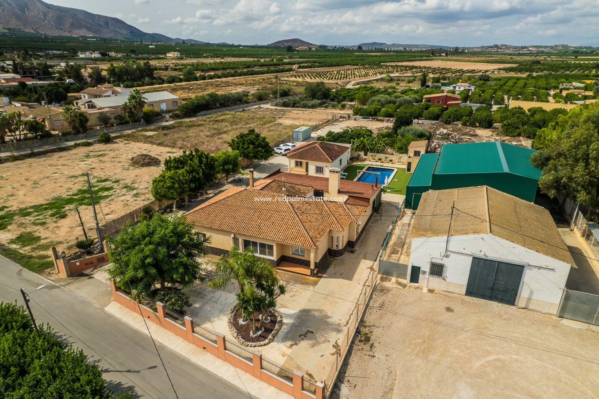 Videresalg - Villa -
Orihuela - Inland