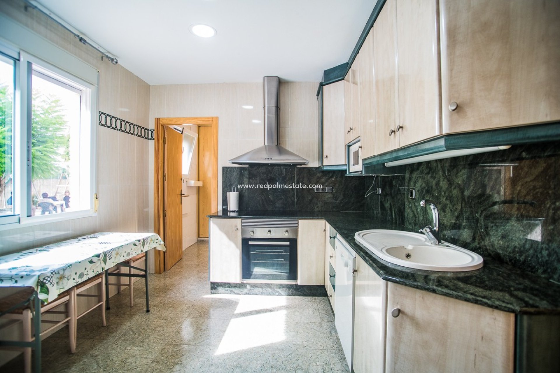 Videresalg - Villa -
Orihuela - Inland