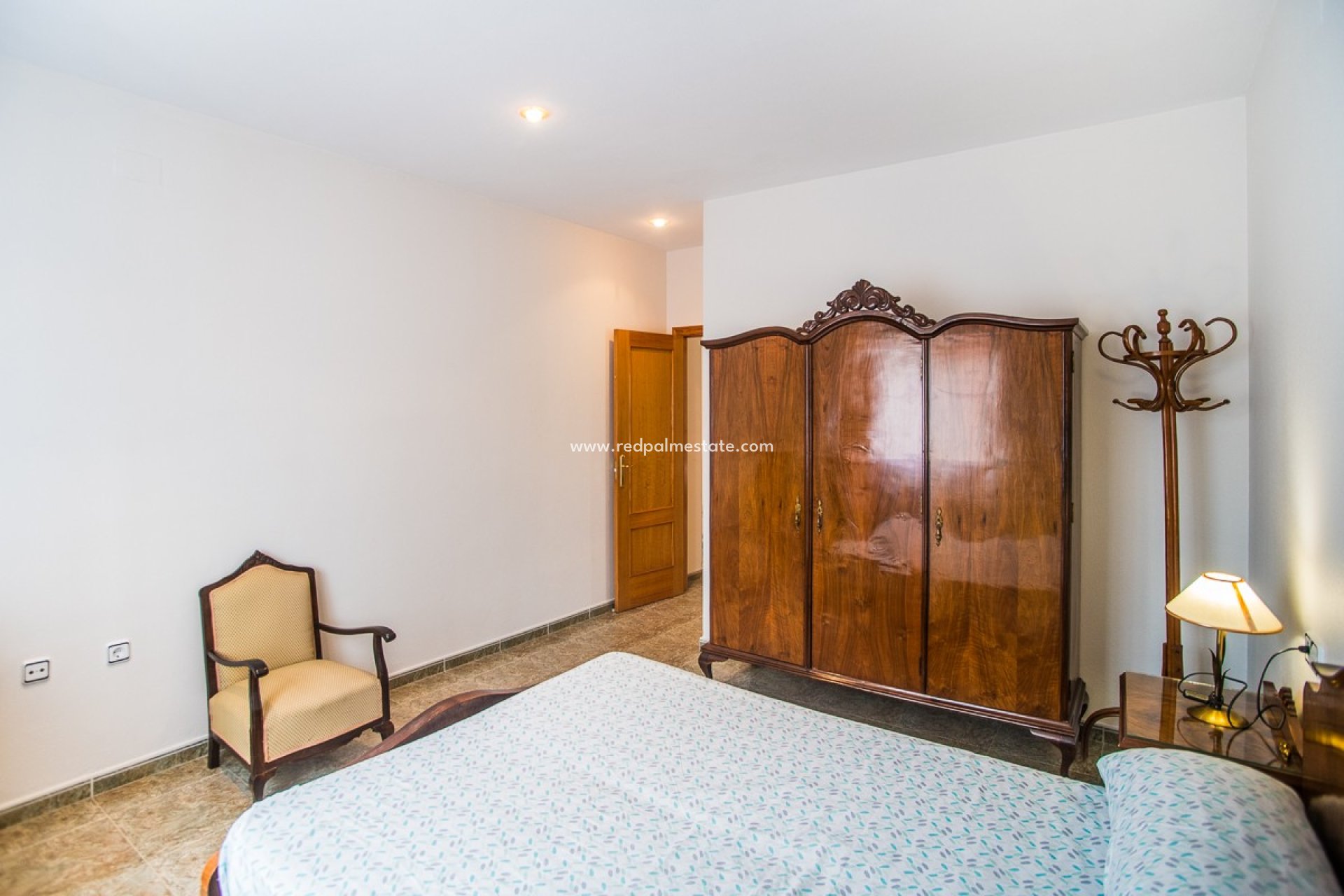 Videresalg - Villa -
Orihuela - Inland