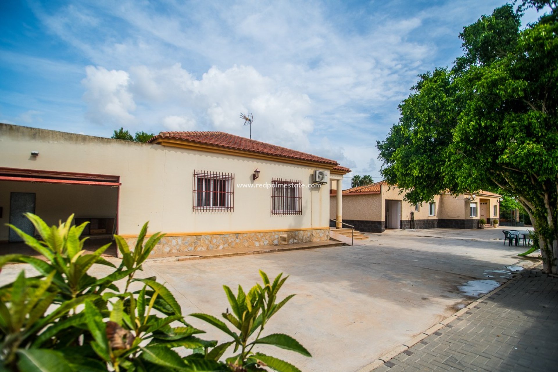Videresalg - Villa -
Orihuela - Inland