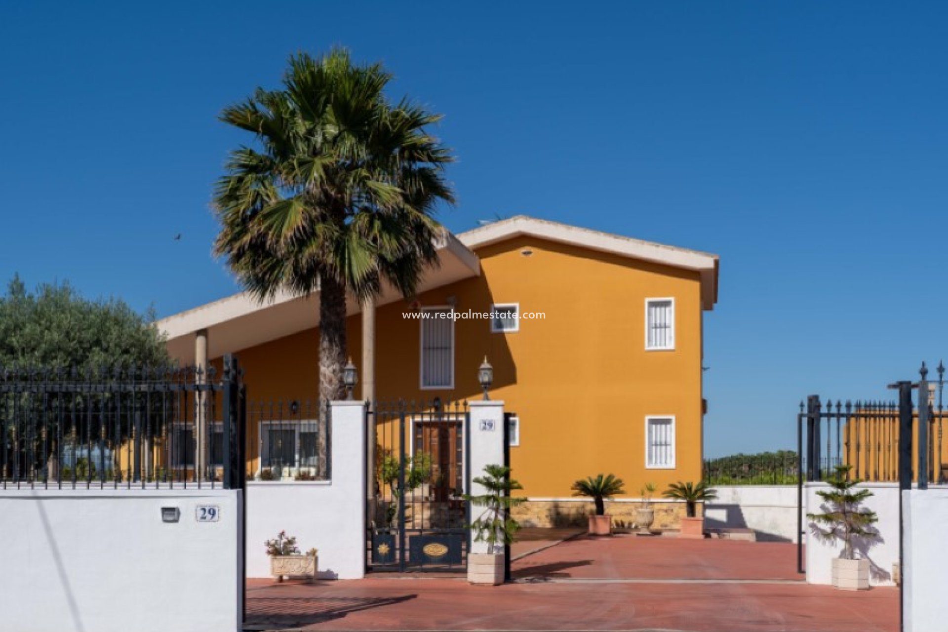 Videresalg - Villa -
Orihuela - Inland