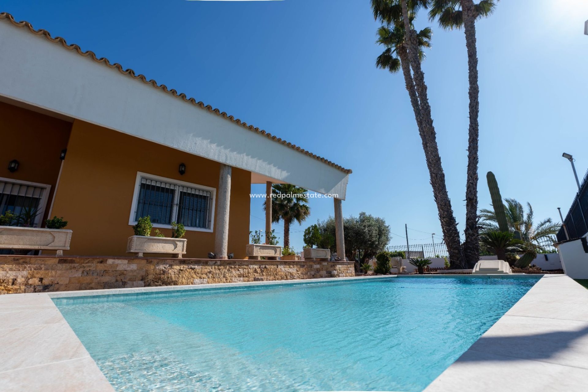 Videresalg - Villa -
Orihuela - Inland
