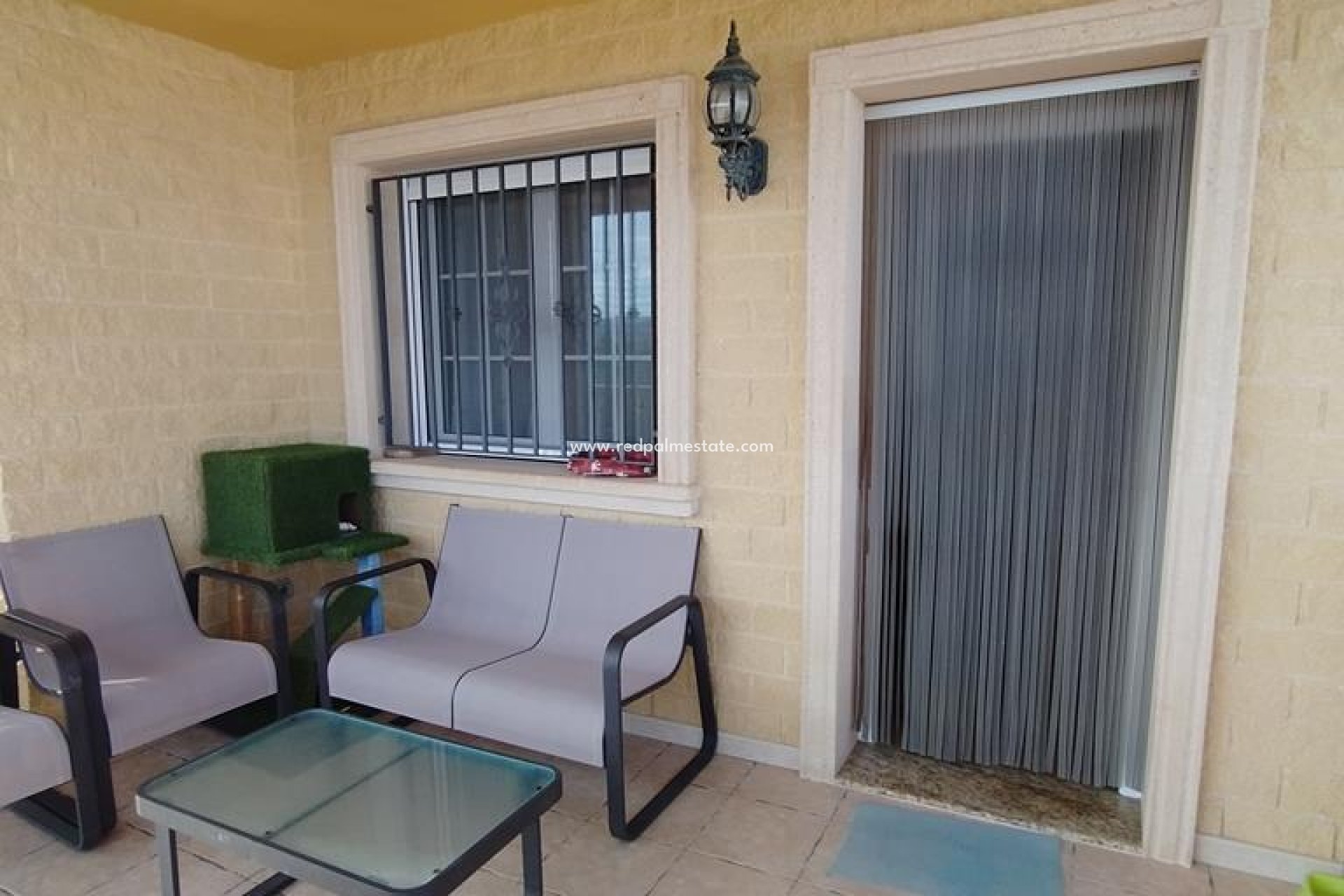 Videresalg - Villa -
Orihuela - LOS DESEMPARADOS