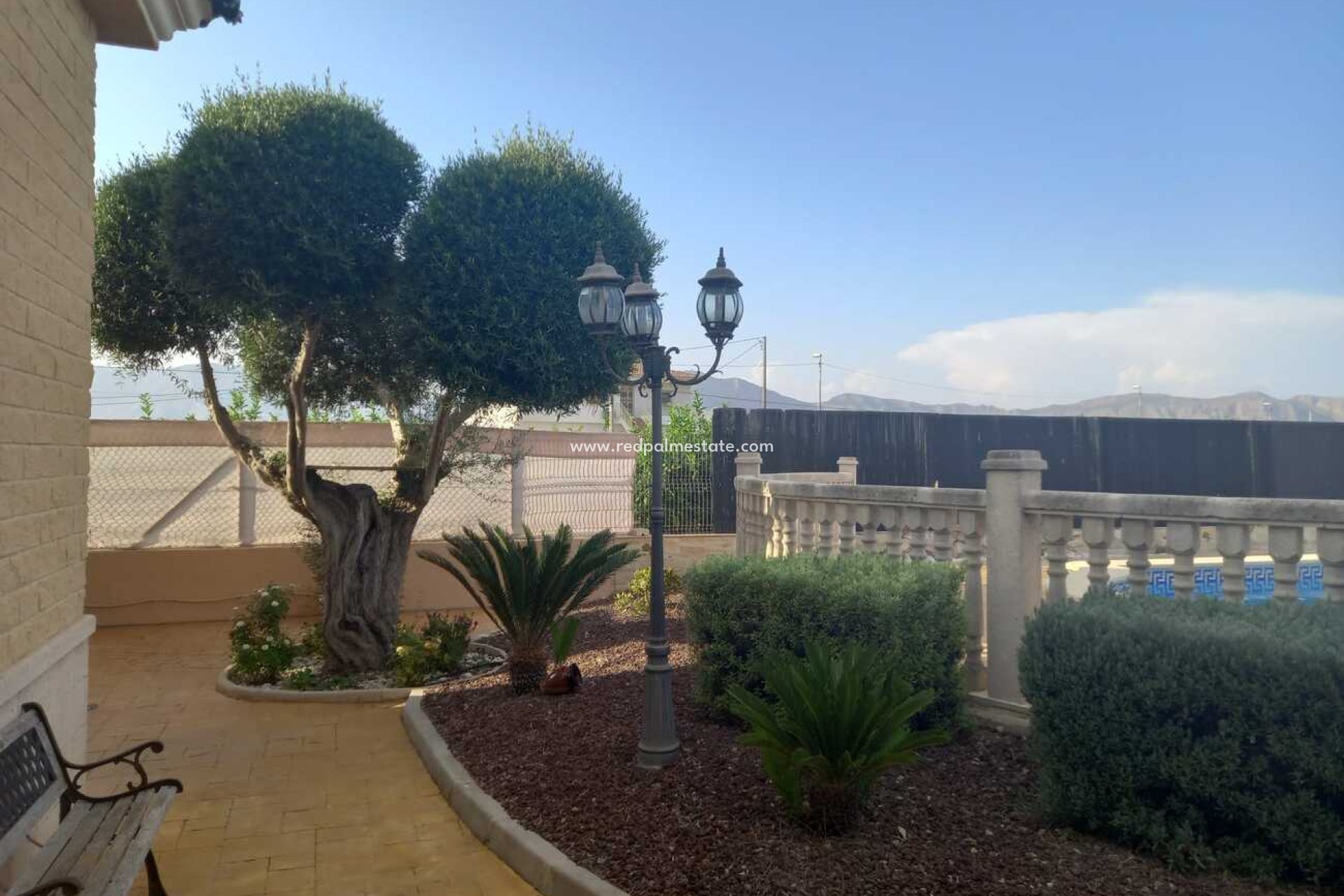 Videresalg - Villa -
Orihuela - LOS DESEMPARADOS