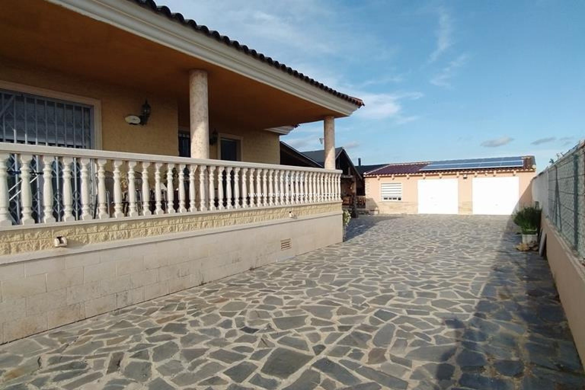 Videresalg - Villa -
Orihuela - LOS DESEMPARADOS