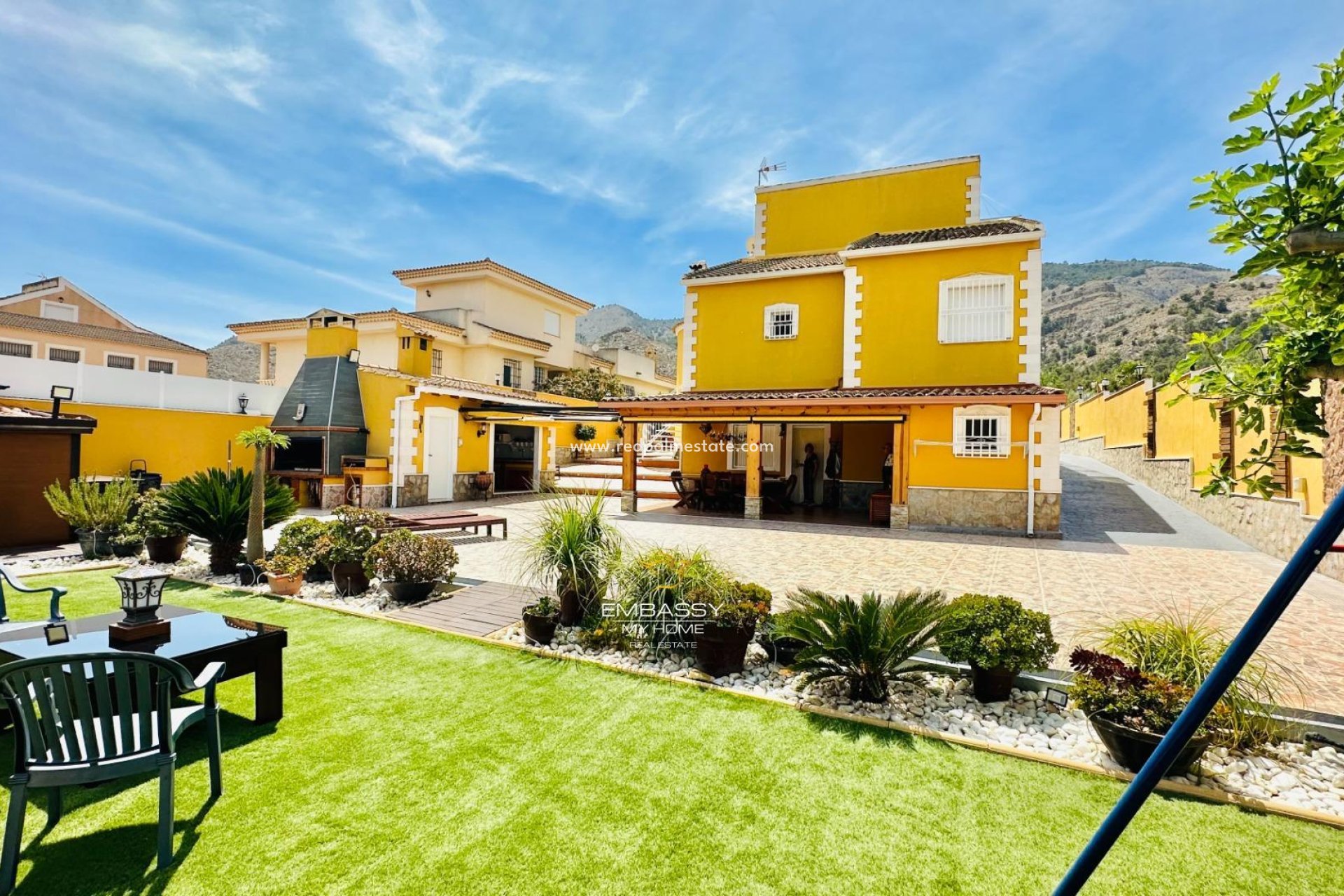 Videresalg - Villa -
Orihuela - Urb. Montepinar