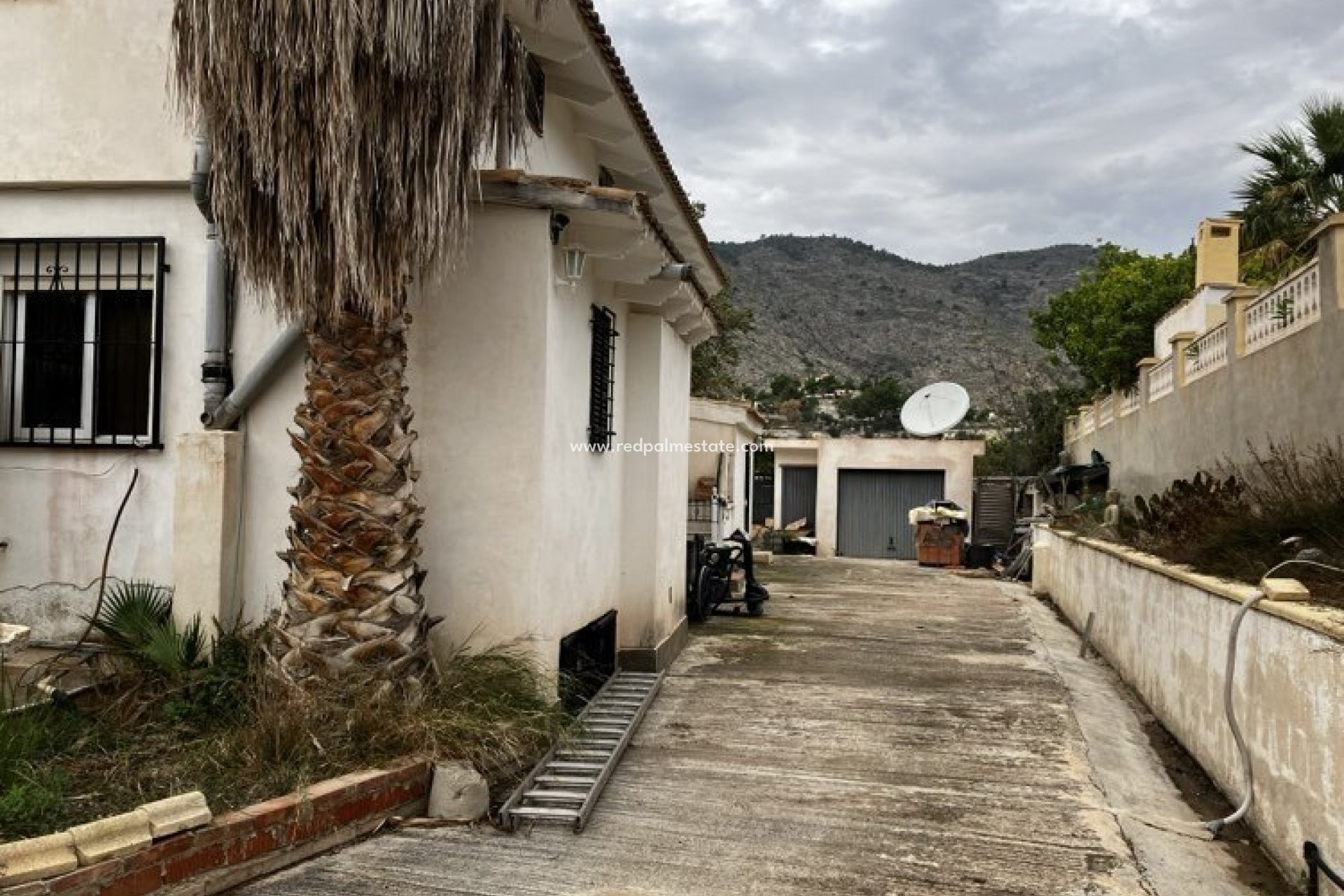 Videresalg - Villa -
Orxeta - Costa Blanca