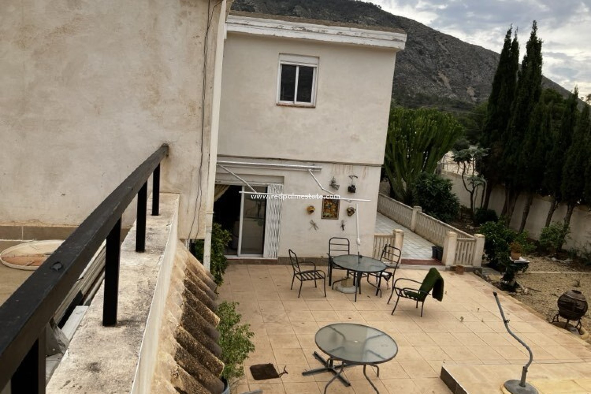 Videresalg - Villa -
Orxeta - Costa Blanca