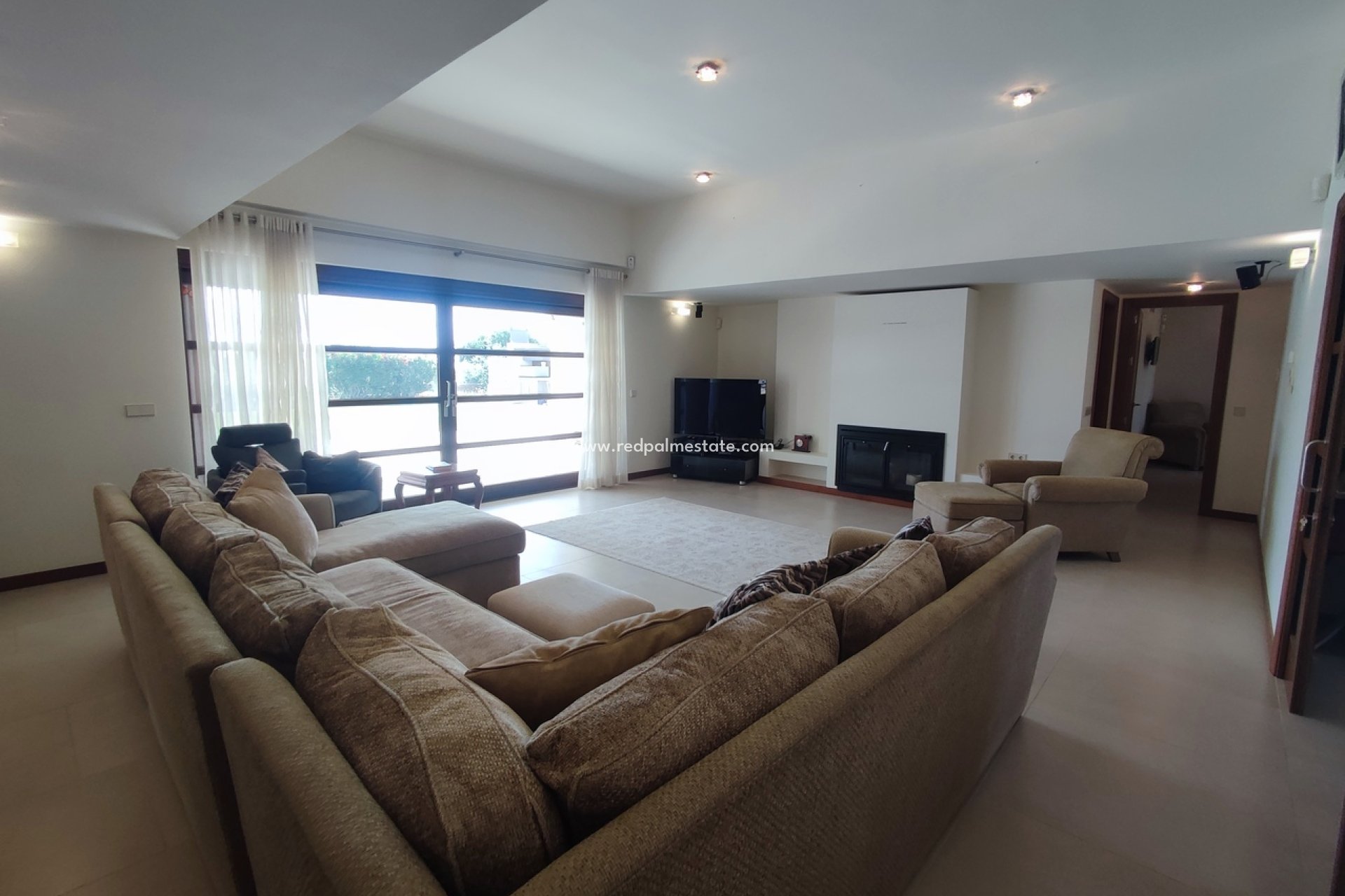 Videresalg - Villa -
Peraleja Golf - Inland